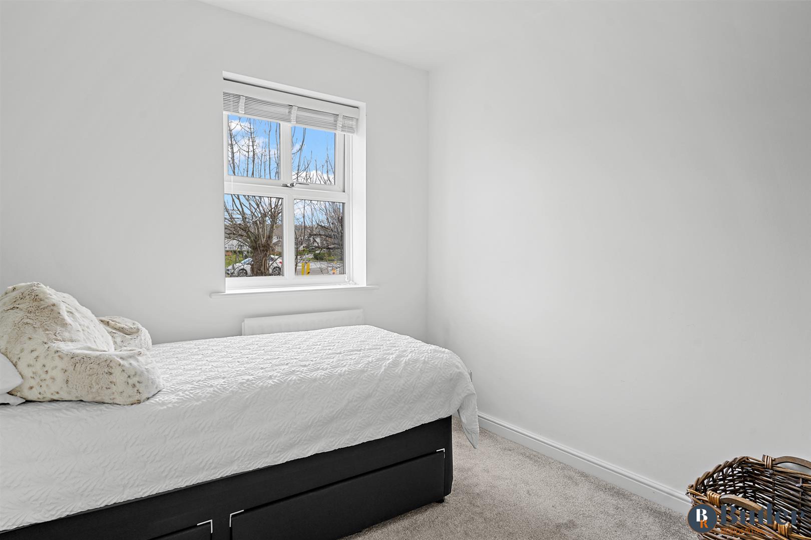 4 bed detached house for sale in Montgomery Avenue, Shefford 36