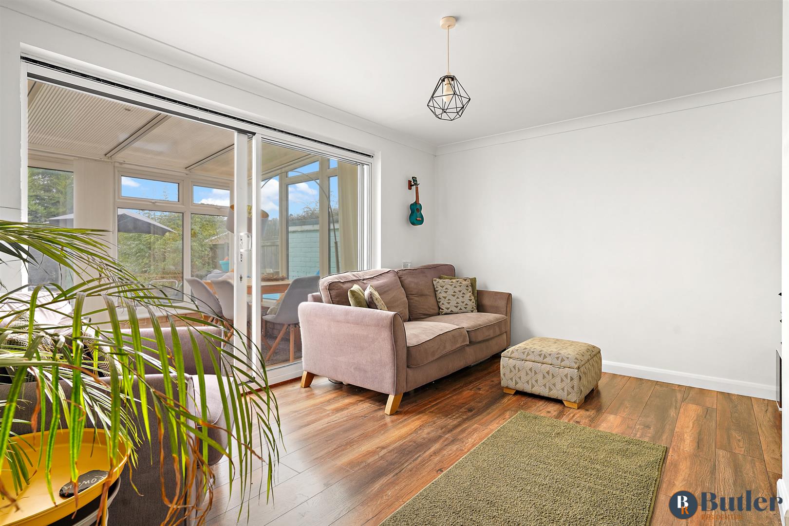 2 bed terraced house for sale in Douglas Drive, Stevenage 6