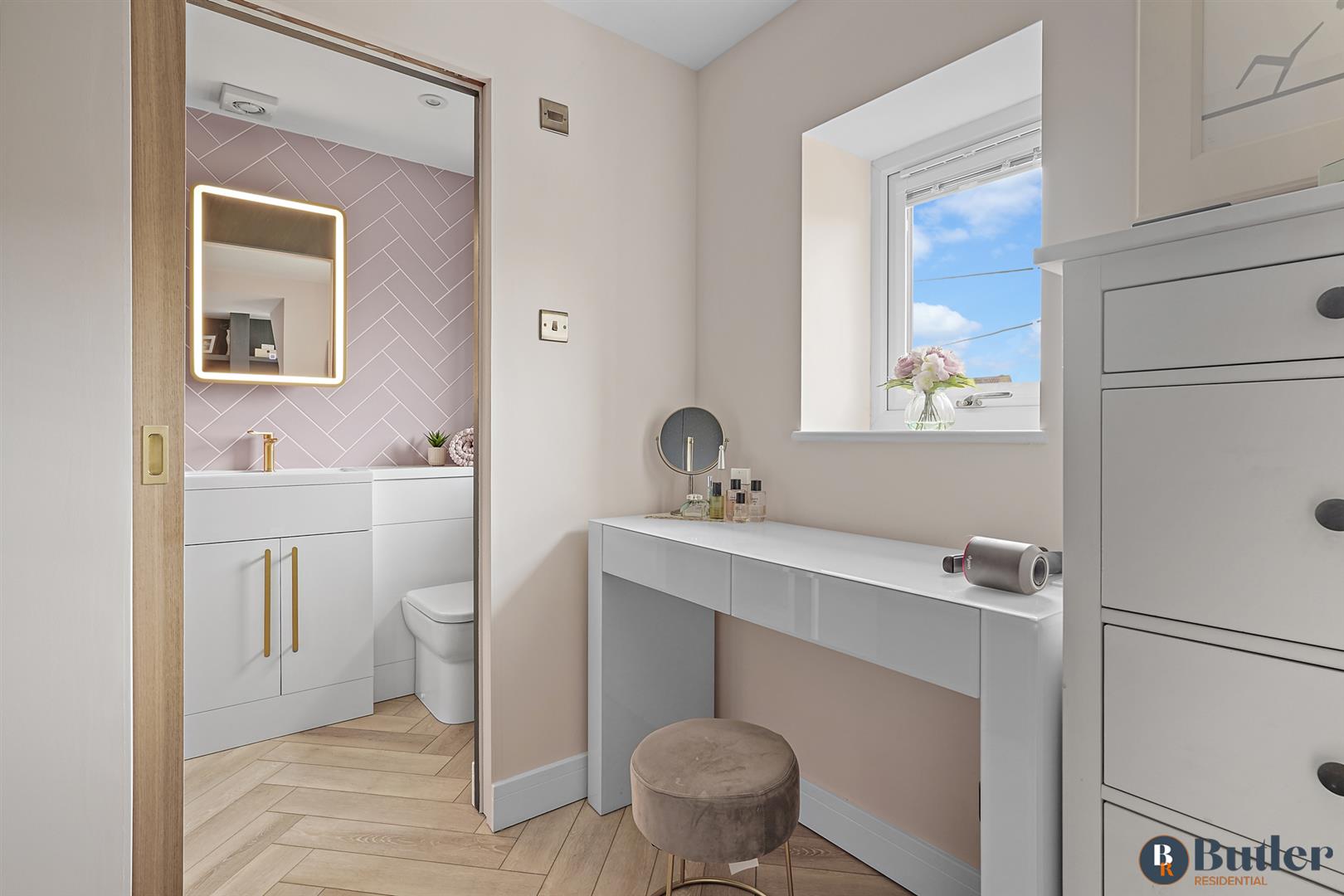 3 bed semi-detached house for sale in Silver Street, St. Neots  - Property Image 51