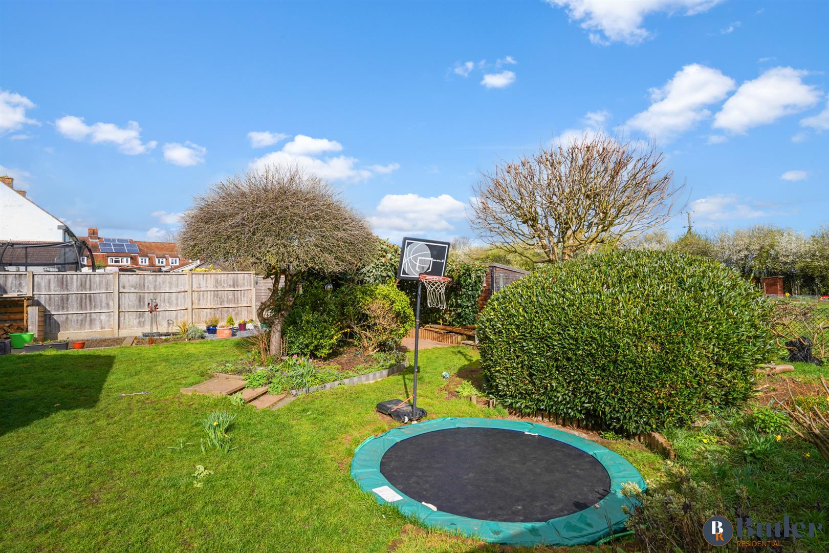 3 bed semi-detached house for sale in Silver Street, St. Neots  - Property Image 69