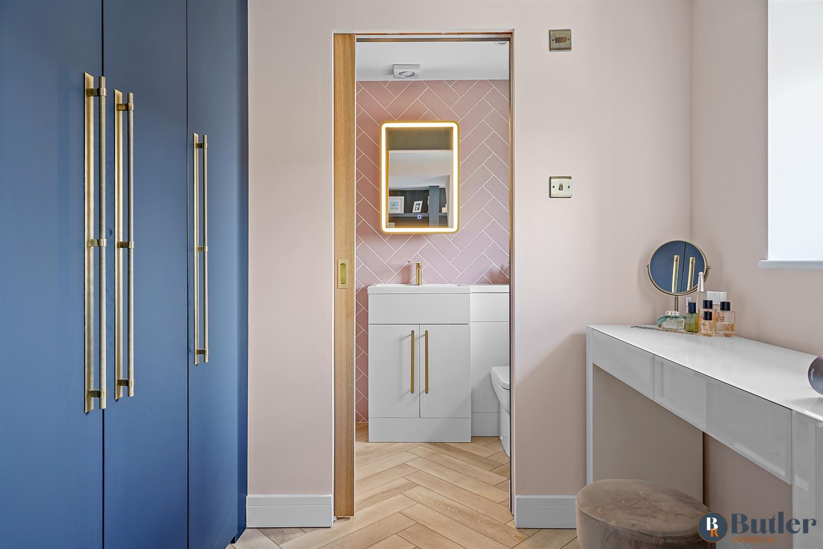 3 bed semi-detached house for sale in Silver Street, St. Neots  - Property Image 45