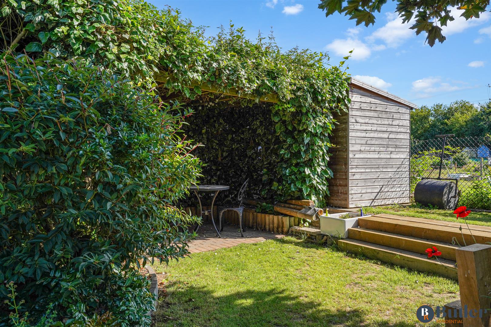 3 bed semi-detached house for sale in Silver Street, St. Neots  - Property Image 73