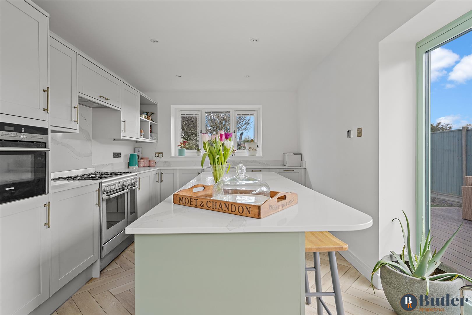 3 bed semi-detached house for sale in Silver Street, St. Neots  - Property Image 15