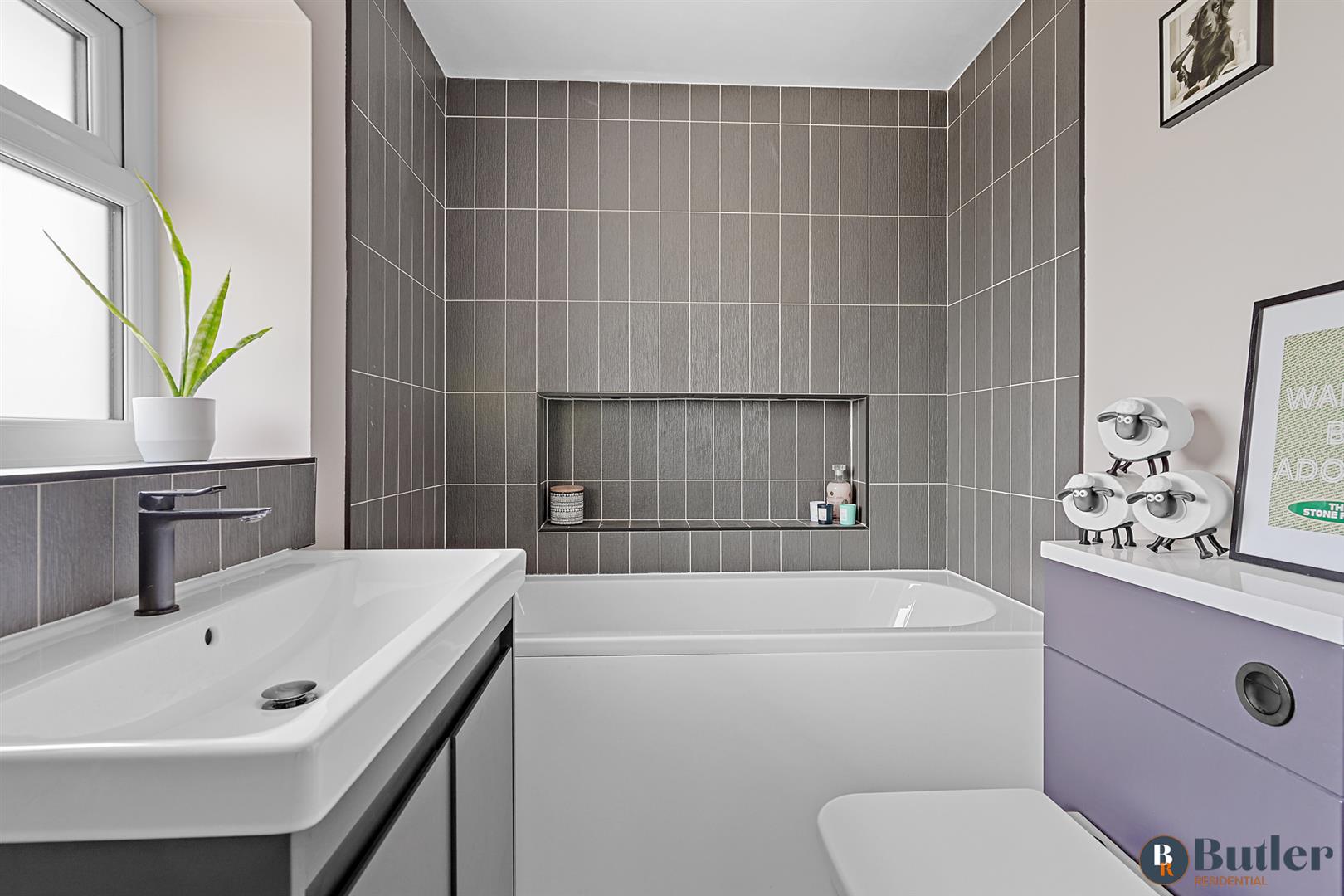 3 bed semi-detached house for sale in Silver Street, St. Neots  - Property Image 60