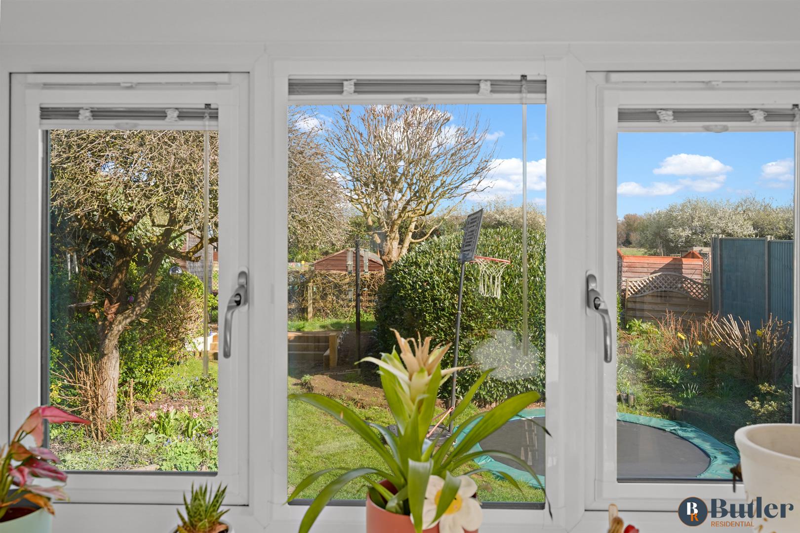 3 bed semi-detached house for sale in Silver Street, St. Neots  - Property Image 21