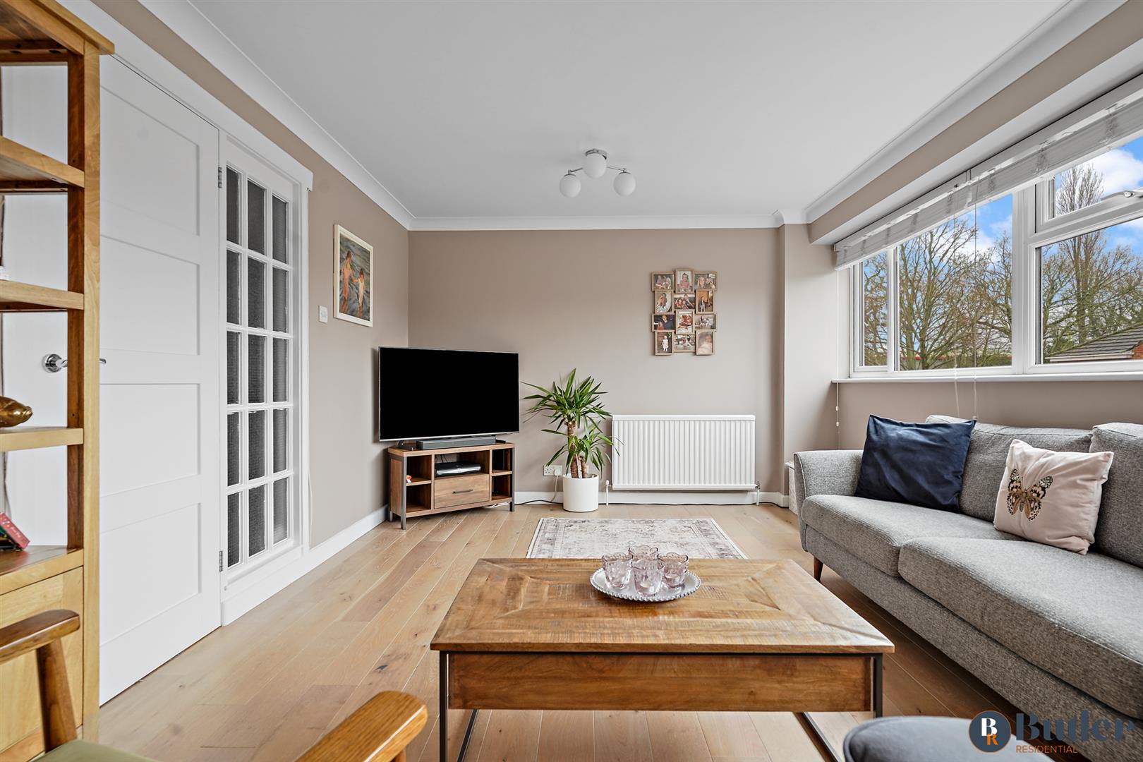 4 bed house for sale in Angotts Mead, Stevenage 3