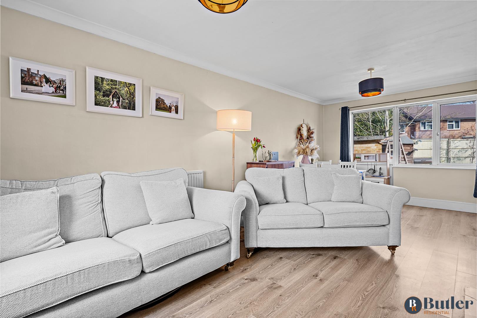 3 bed end of terrace house for sale in Green Close, Stevenage 7