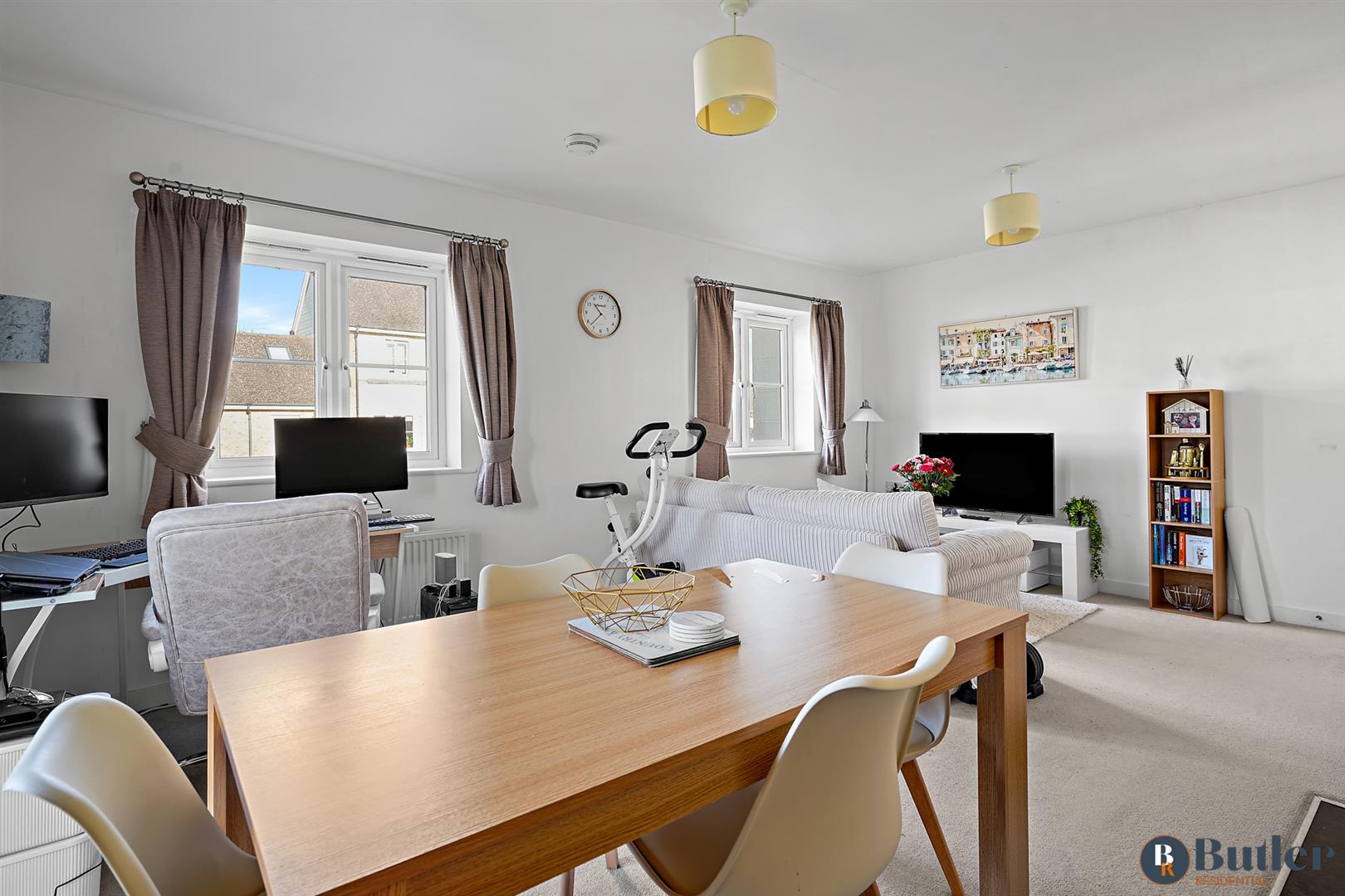 2 bed flat for sale in North Lodge Drive, Cambridge  - Property Image 11