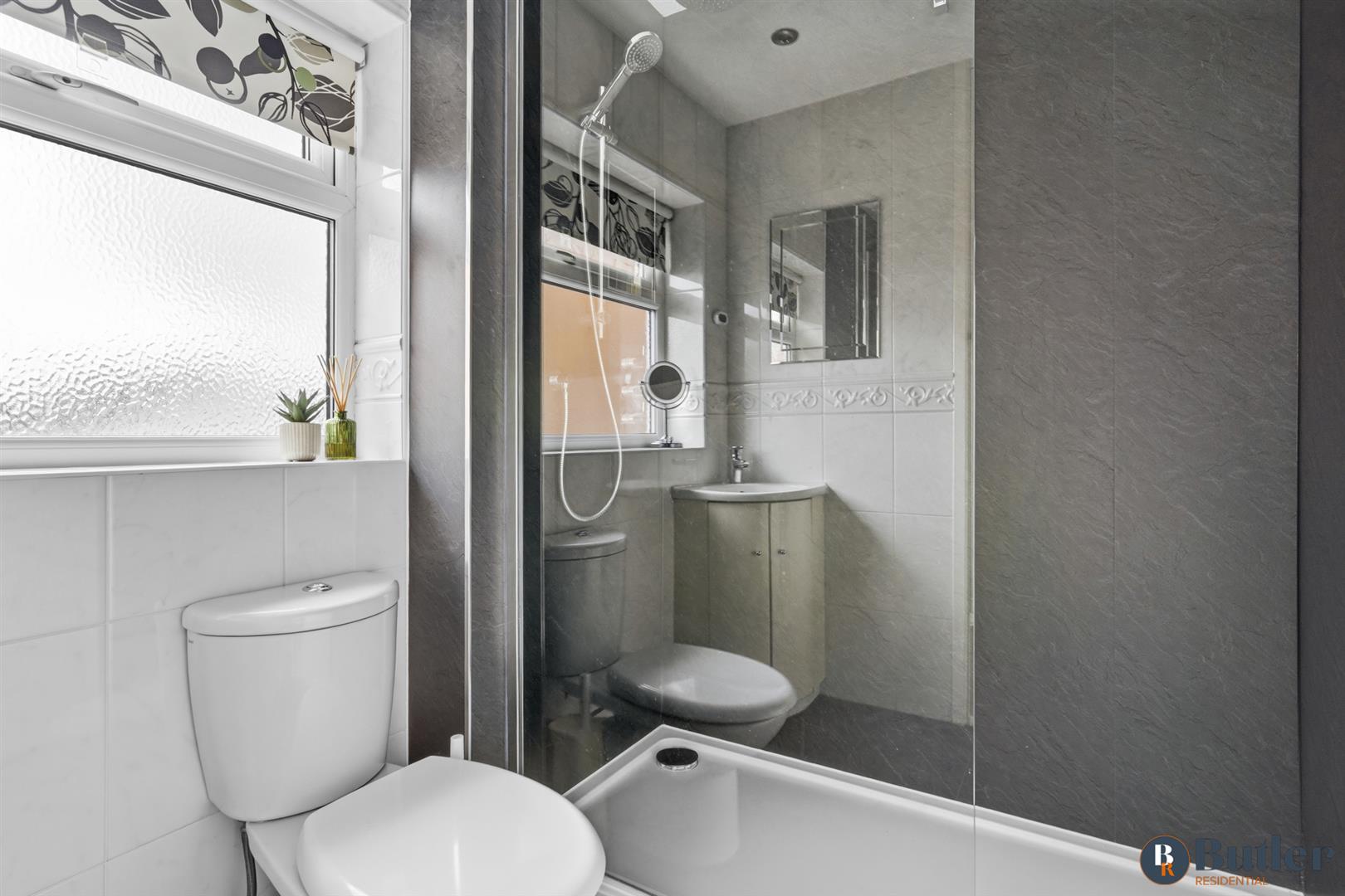 4 bed detached house for sale in Town Orchard, St. Neots 37