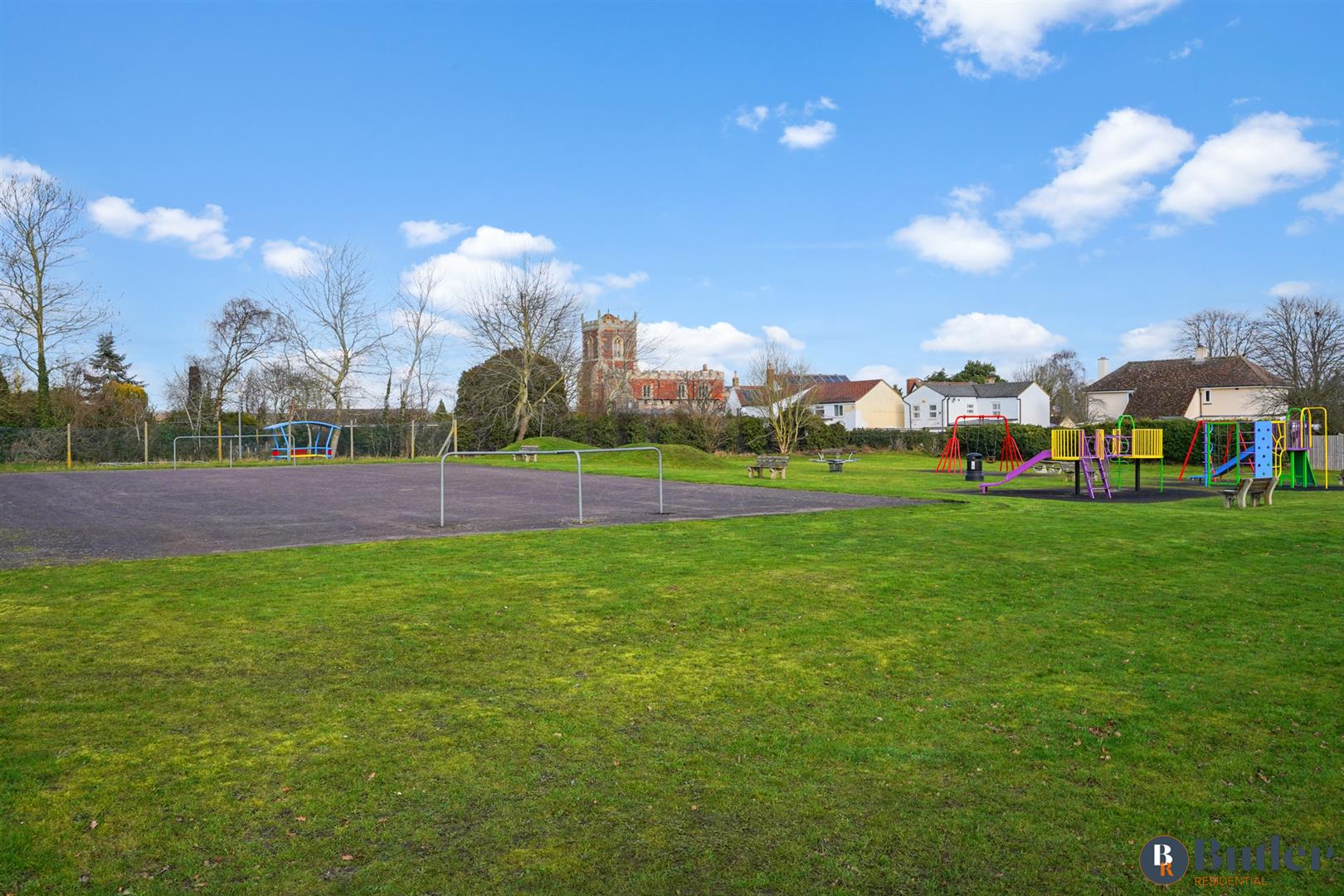 4 bed detached house for sale in Town Orchard, St. Neots  - Property Image 59