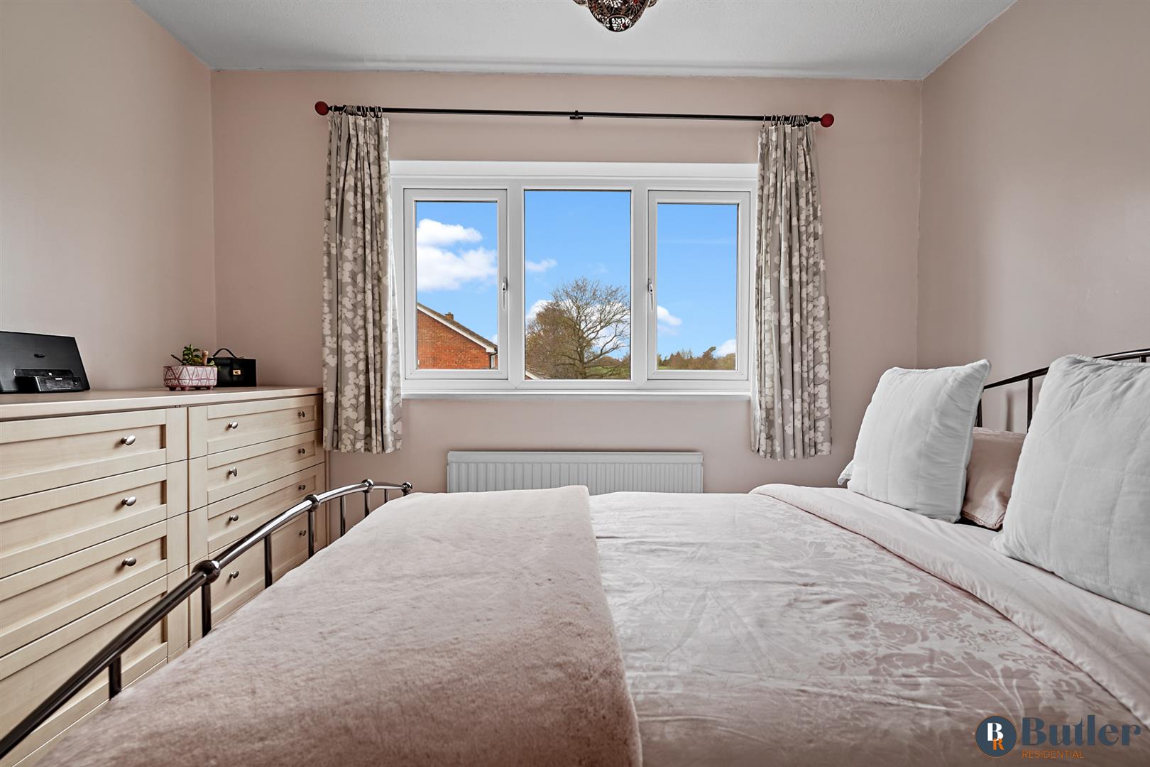 4 bed detached house for sale in Town Orchard, St. Neots 30