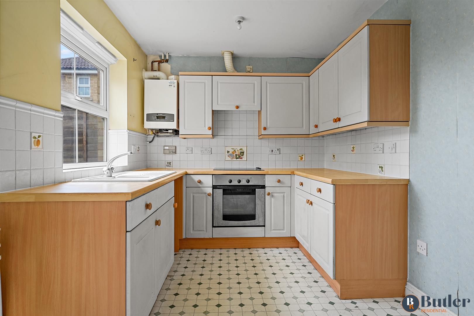 3 bed semi-detached house for sale in Fairview Road, Stevenage 5