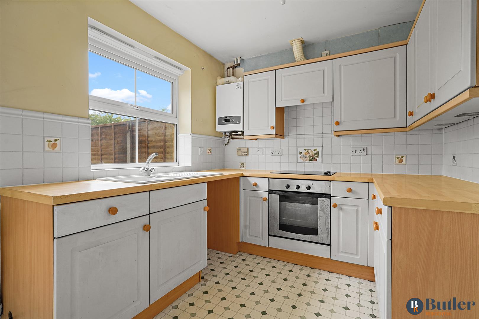 3 bed semi-detached house for sale in Fairview Road, Stevenage  - Property Image 7