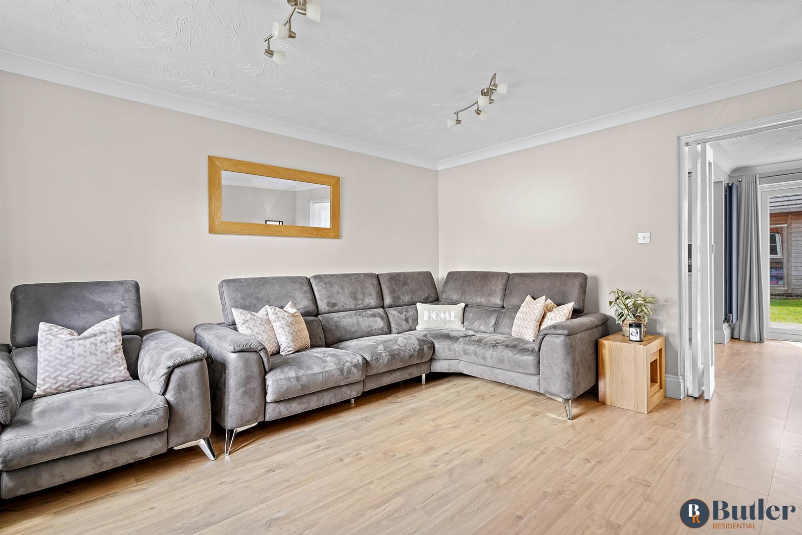 3 bed semi-detached house for sale in Old Bourne Way, Stevenage 1