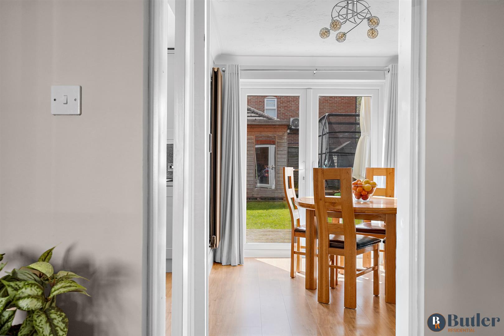 3 bed semi-detached house for sale in Old Bourne Way, Stevenage 6