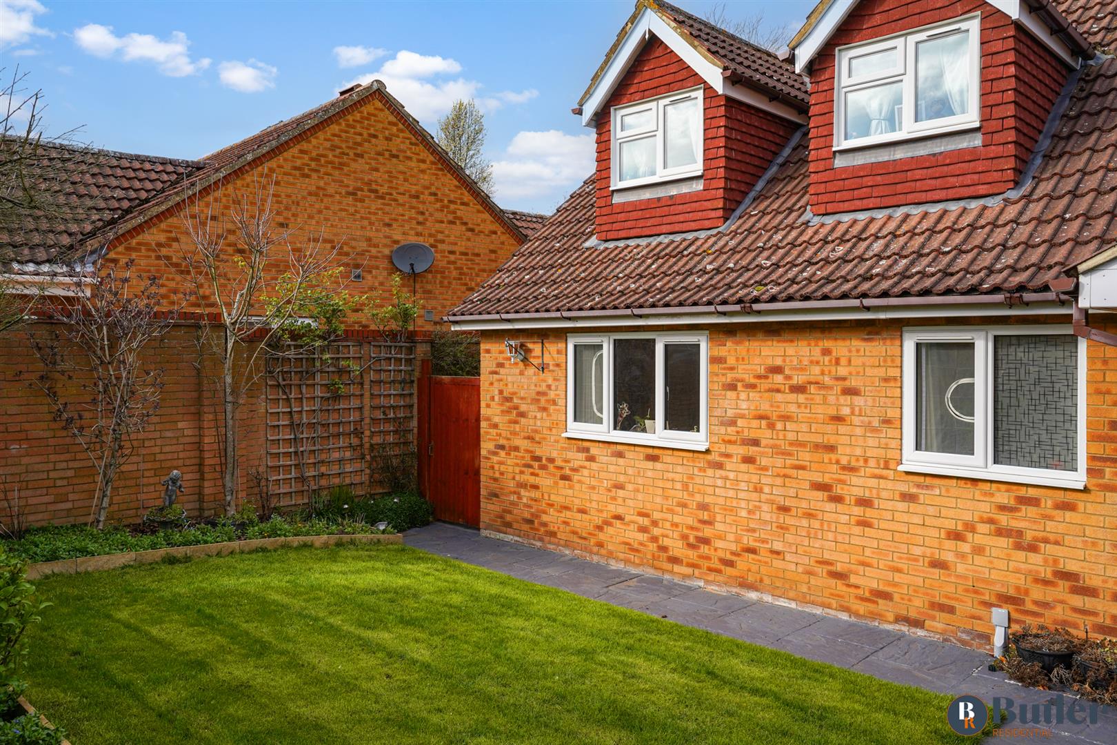 5 bed detached house for sale in Baldock Road, Hitchin  - Property Image 35