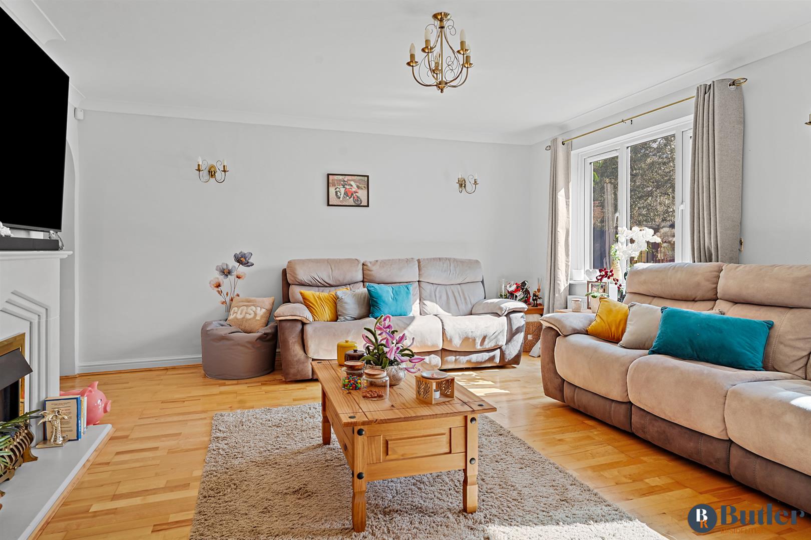 5 bed detached house for sale in Baldock Road, Hitchin 4