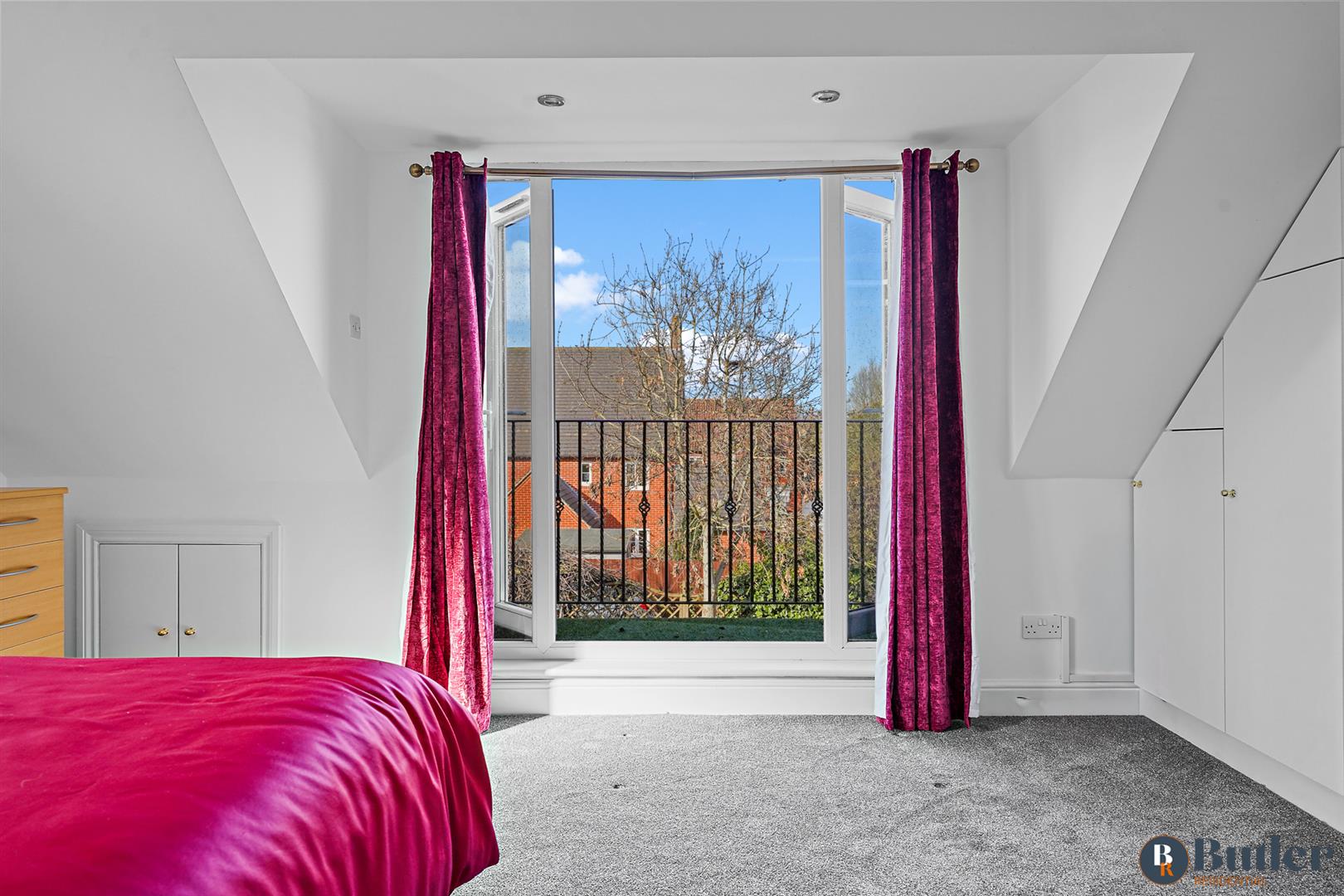 3 bed detached house for sale in Baldock Road, Hitchin  - Property Image 20