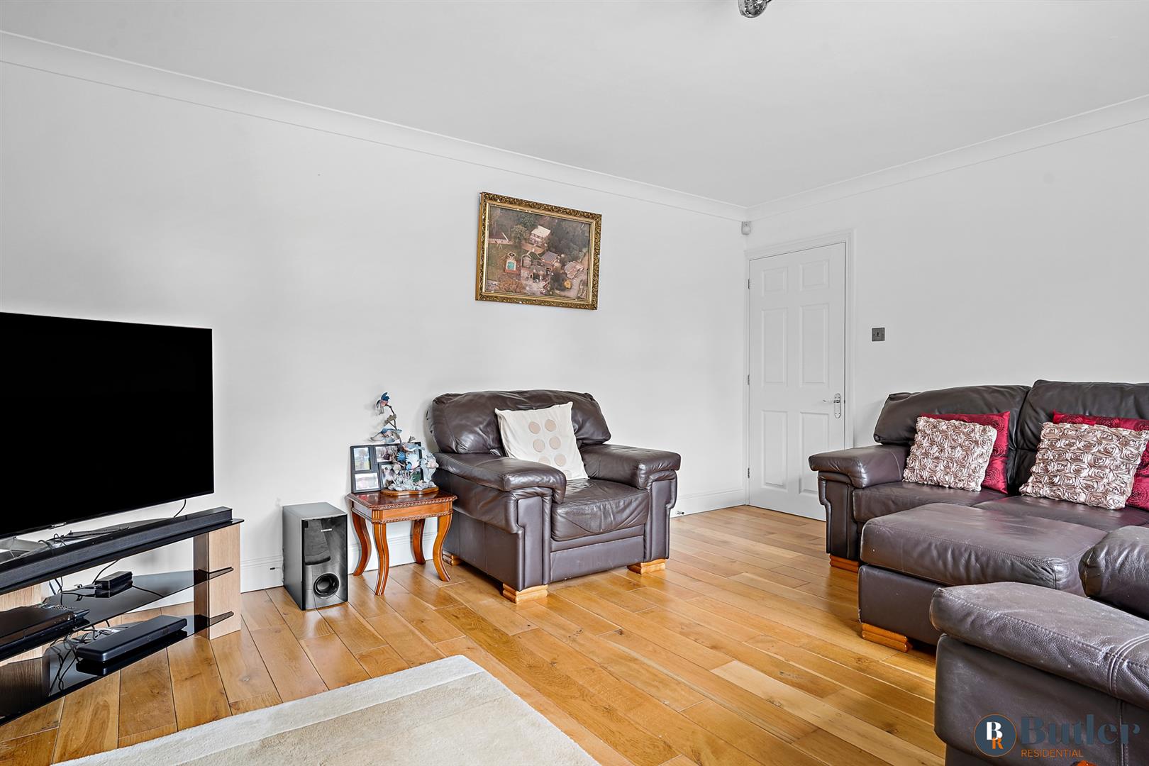 3 bed detached house for sale in Baldock Road, Hitchin 7