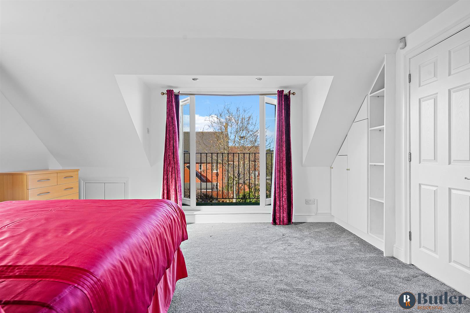 3 bed detached house for sale in Baldock Road, Hitchin 18