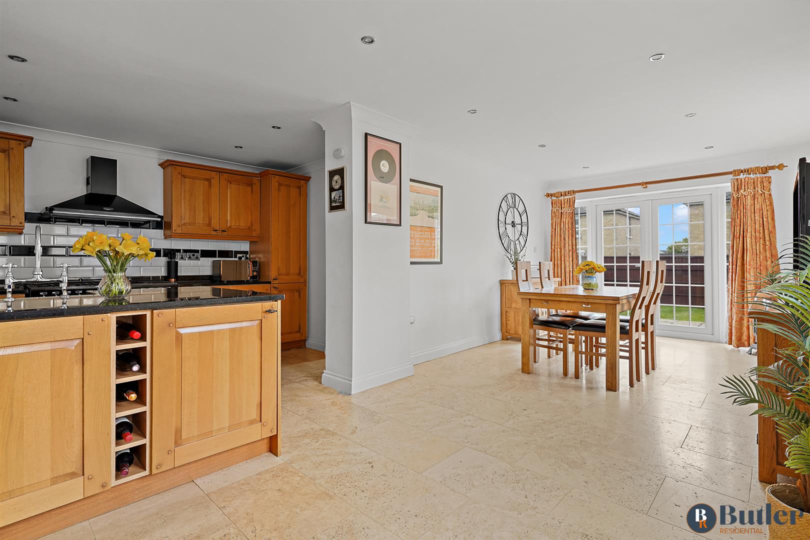 3 bed semi-detached house for sale in Hunts End, St. Neots 1