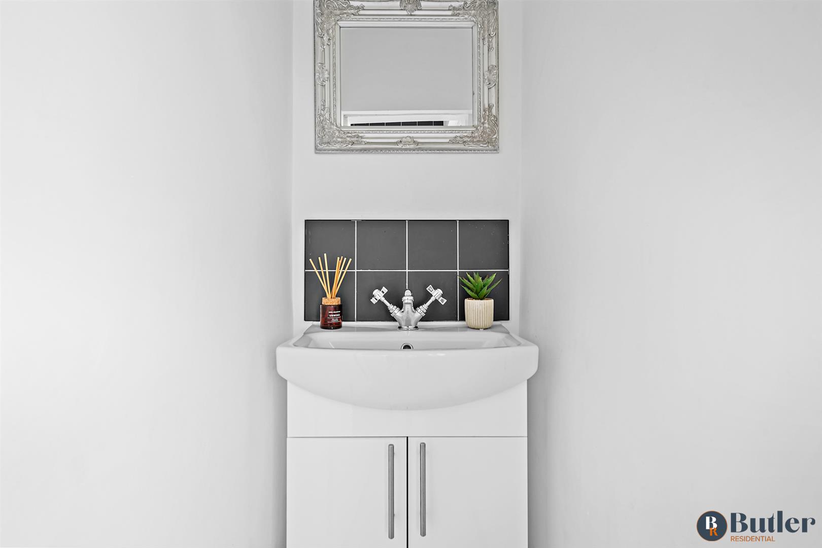 3 bed semi-detached house for sale in Hunts End, St. Neots  - Property Image 33