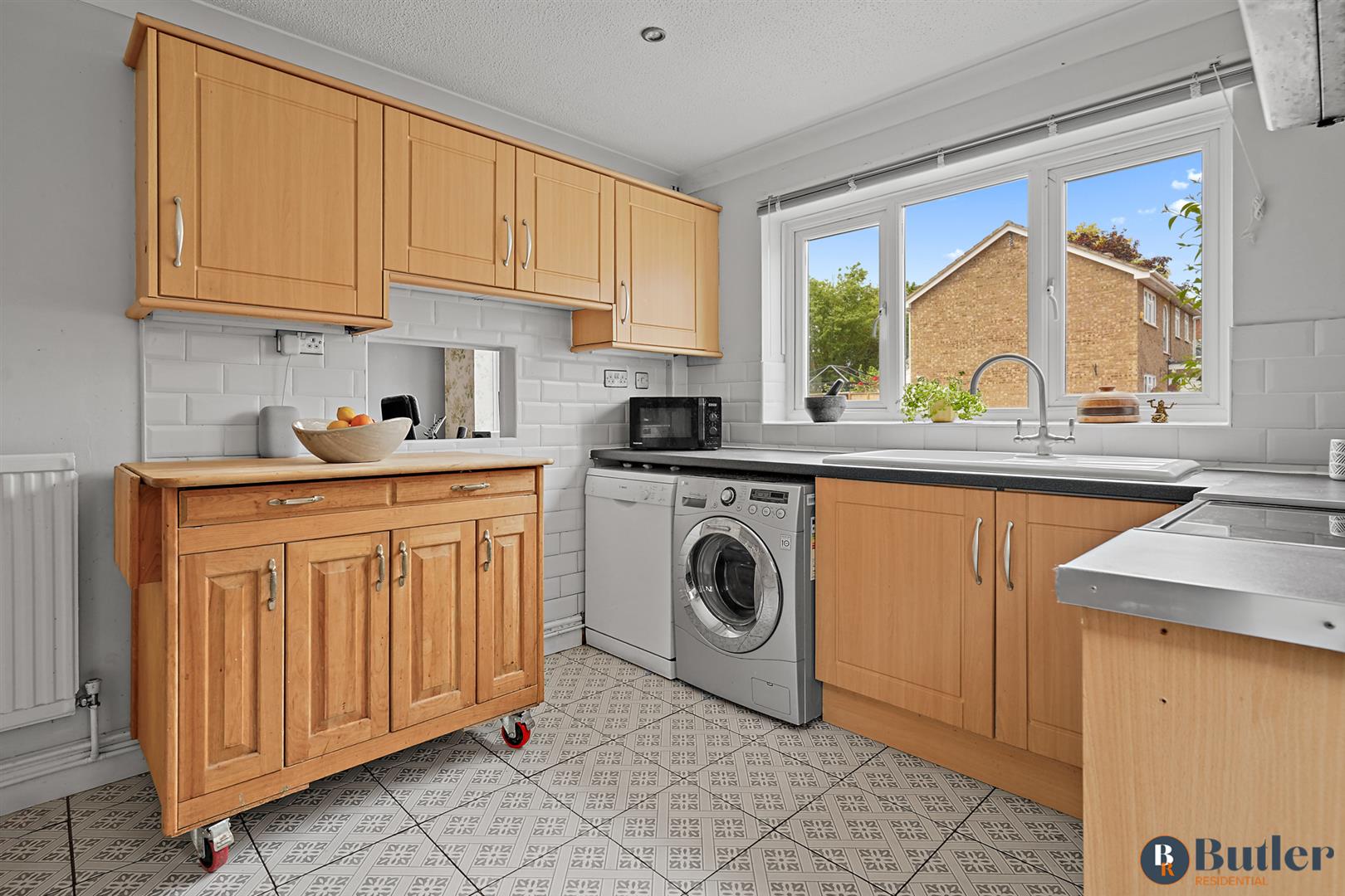 4 bed detached house for sale in Town Orchard, St. Neots  - Property Image 14