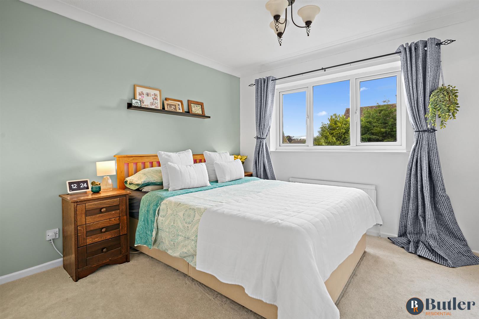 4 bed detached house for sale in Town Orchard, St. Neots  - Property Image 17
