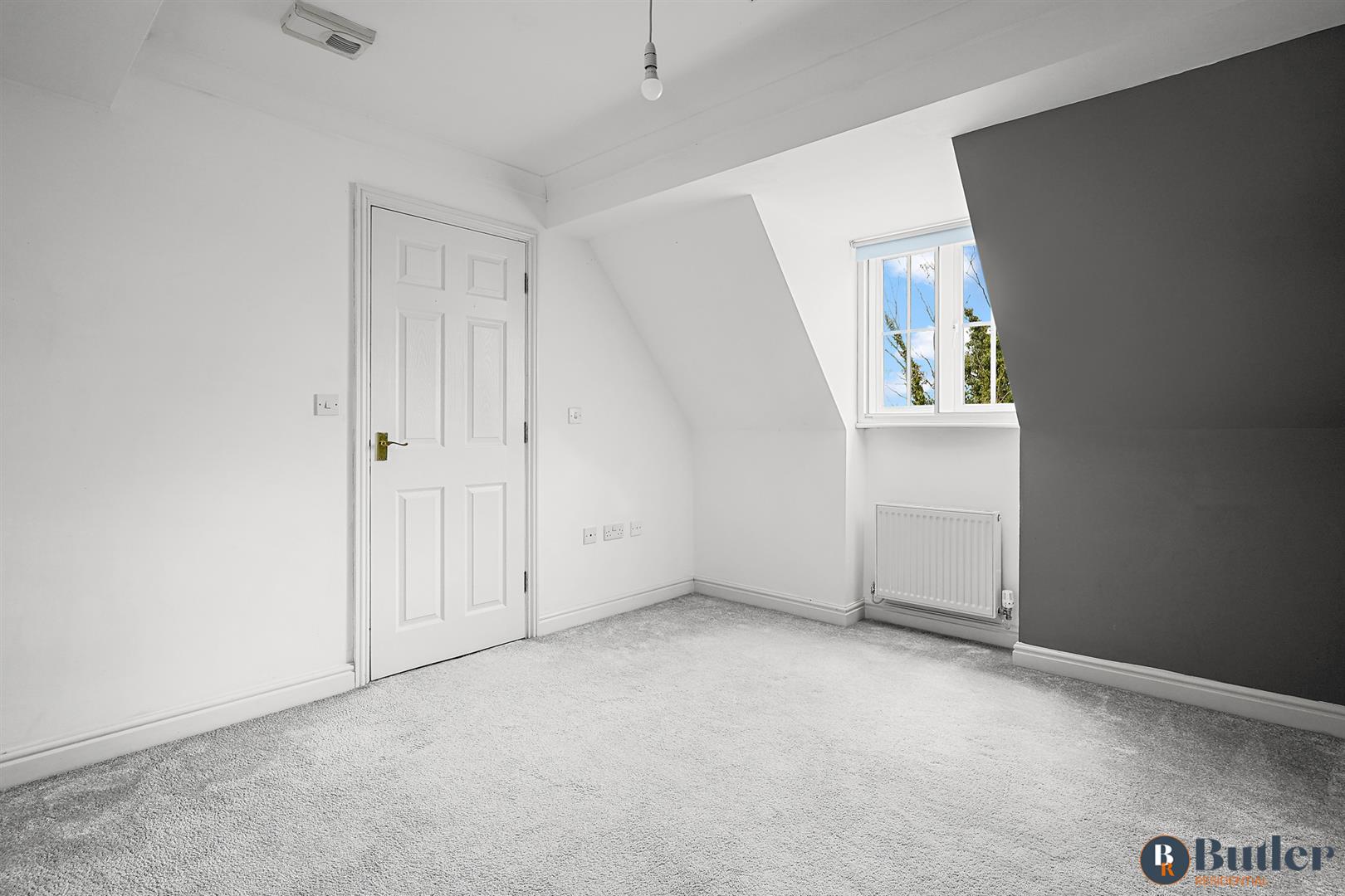 4 bed semi-detached house for sale in Beaufort Drive, St. Neots  - Property Image 51