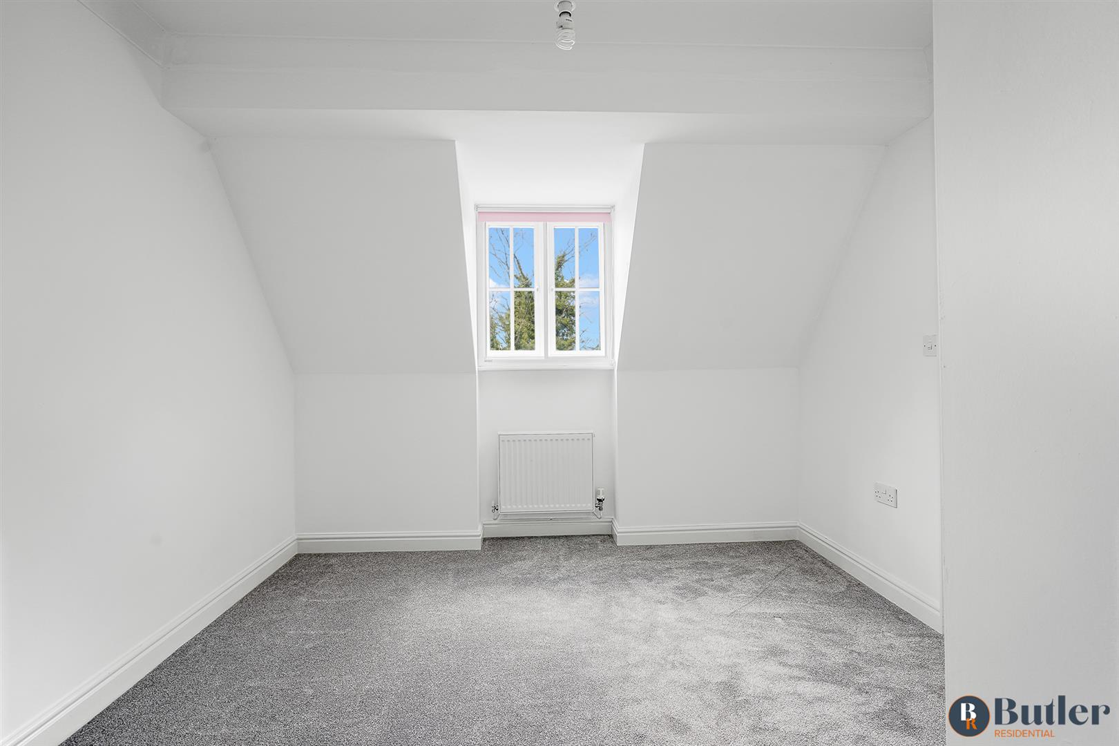 4 bed semi-detached house for sale in Beaufort Drive, St. Neots  - Property Image 53