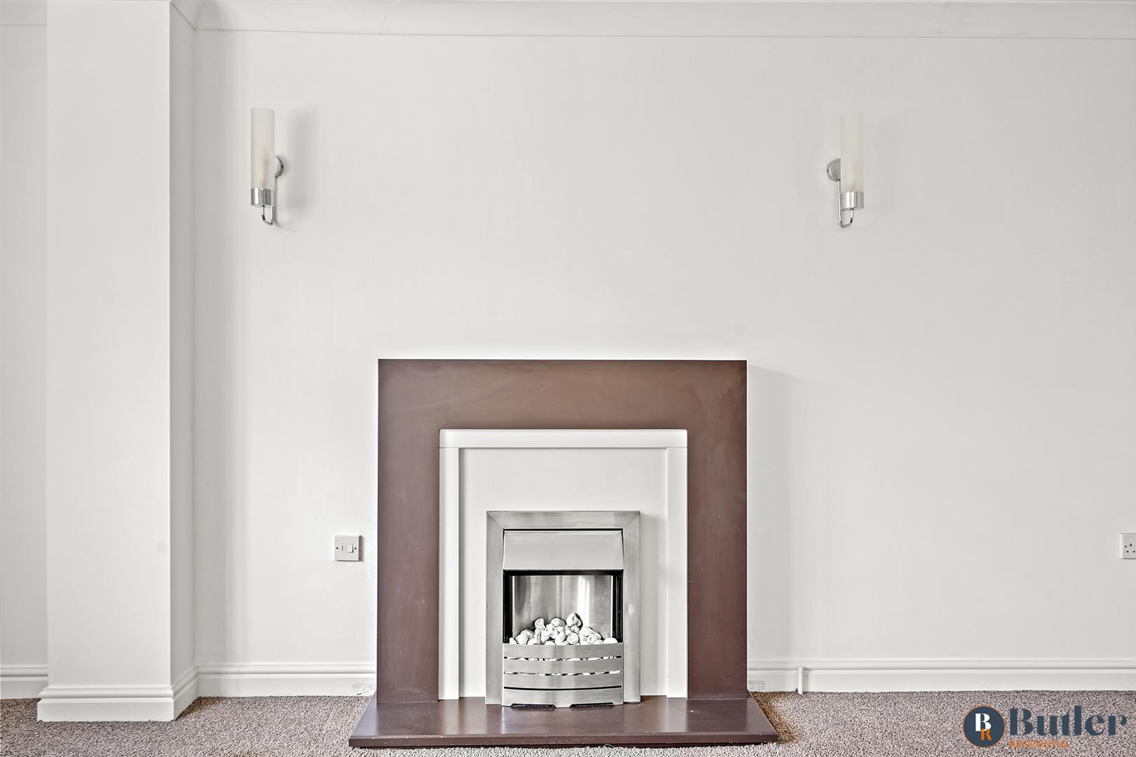 4 bed semi-detached house for sale in Beaufort Drive, St. Neots 5