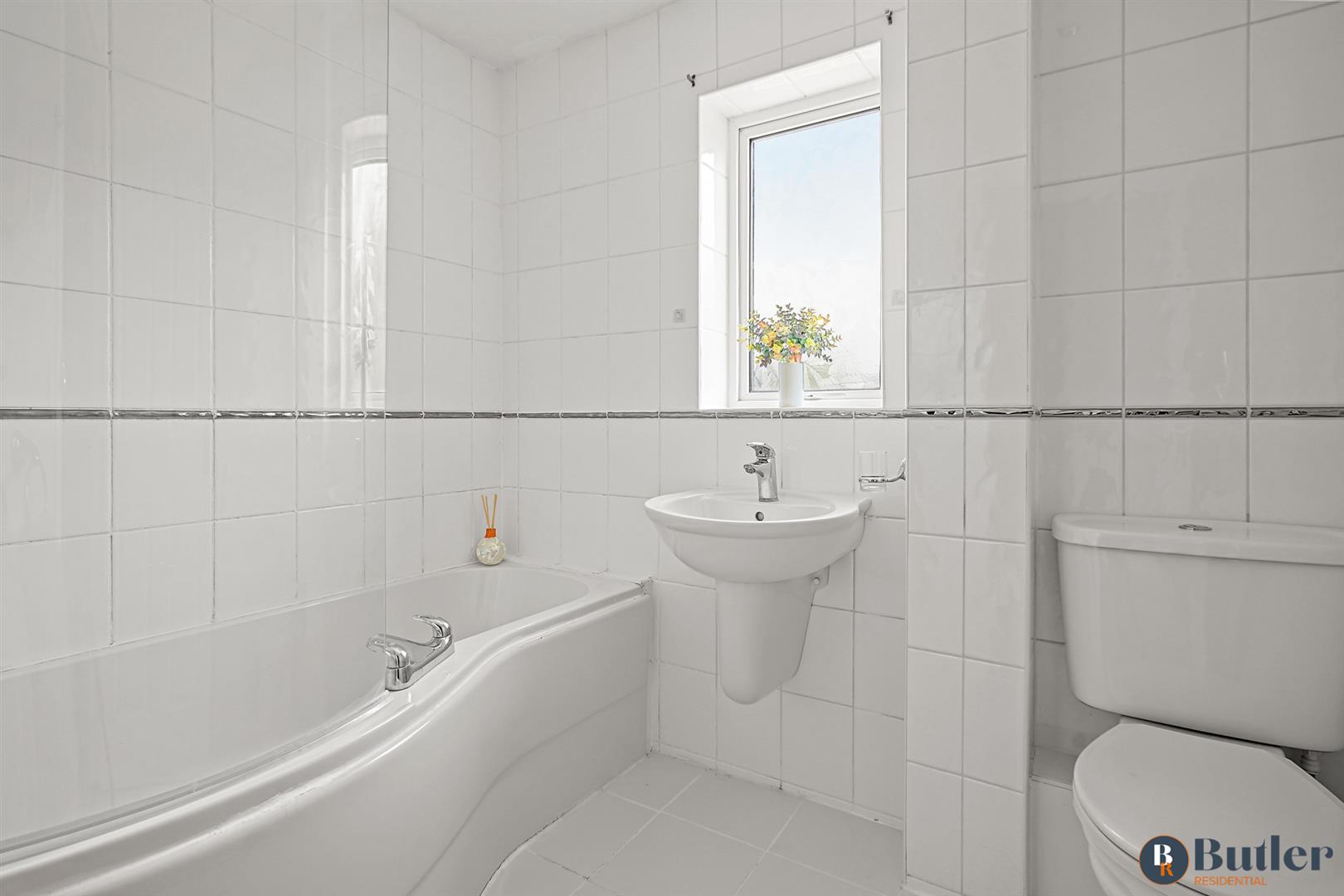 3 bed end of terrace house for sale in Barndicott, Welwyn Garden City 27