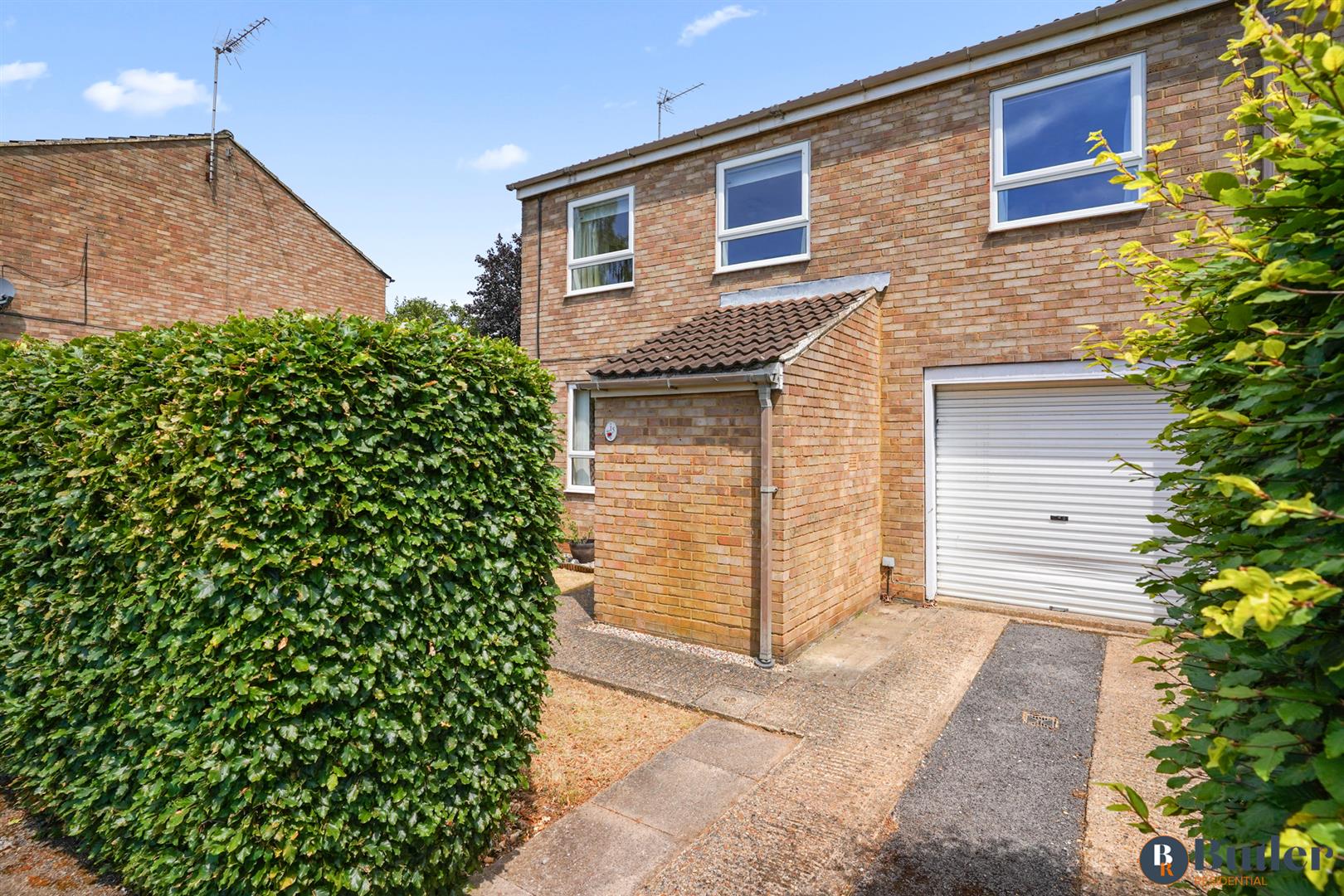 3 bed end of terrace house for sale in Barndicott, Welwyn Garden City, AL7 