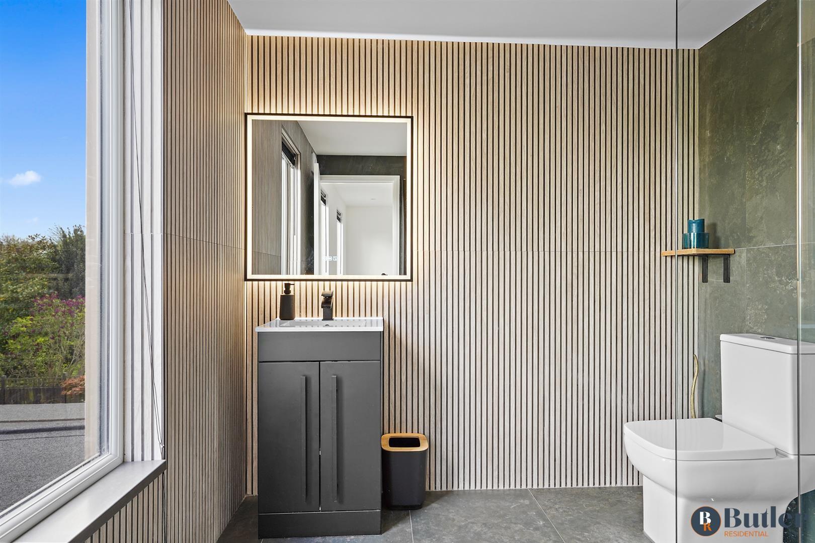 4 bed semi-detached bungalow for sale in Willow Way, Bedford  - Property Image 29