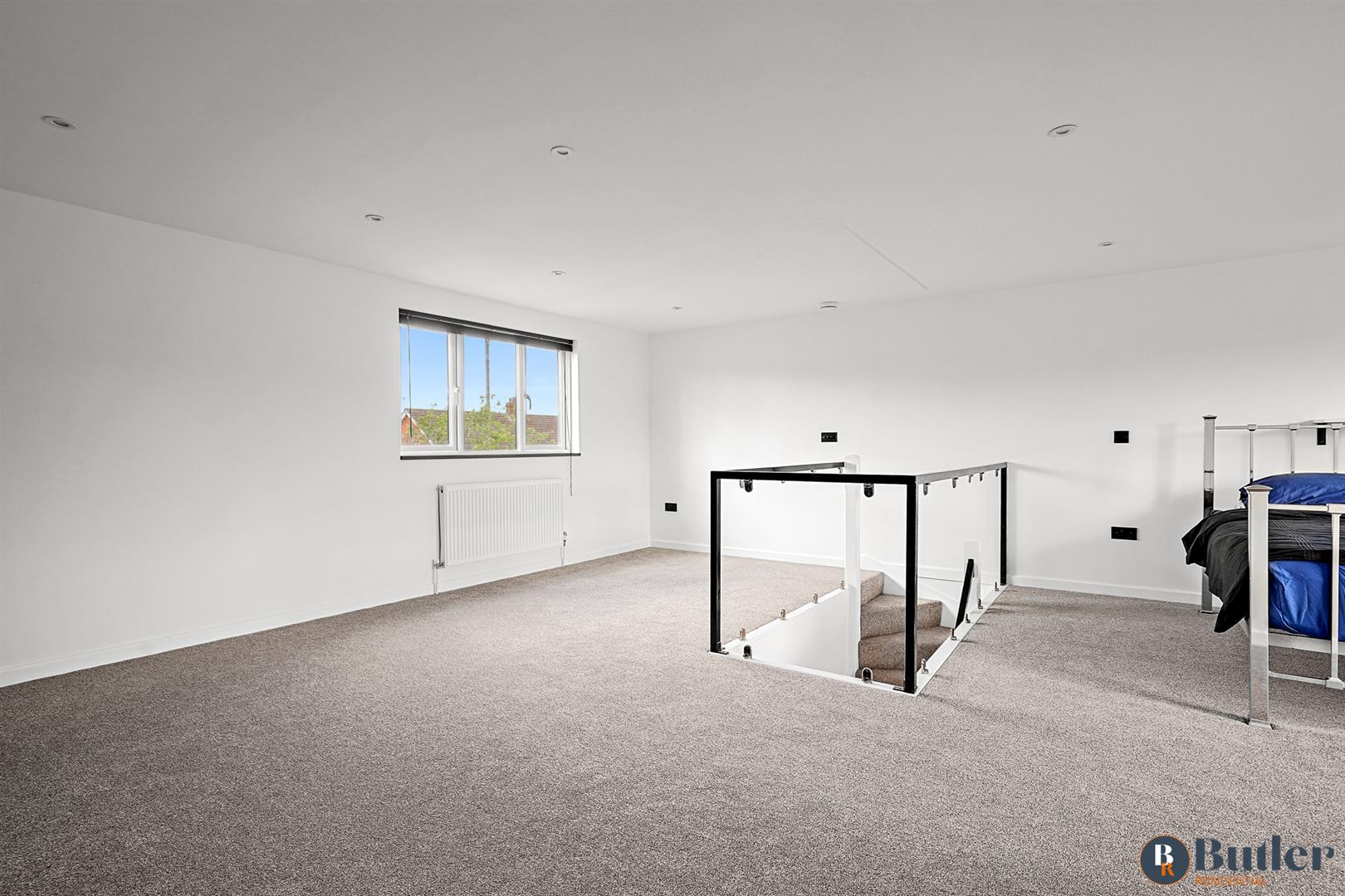 4 bed semi-detached bungalow for sale in Willow Way, Bedford  - Property Image 33