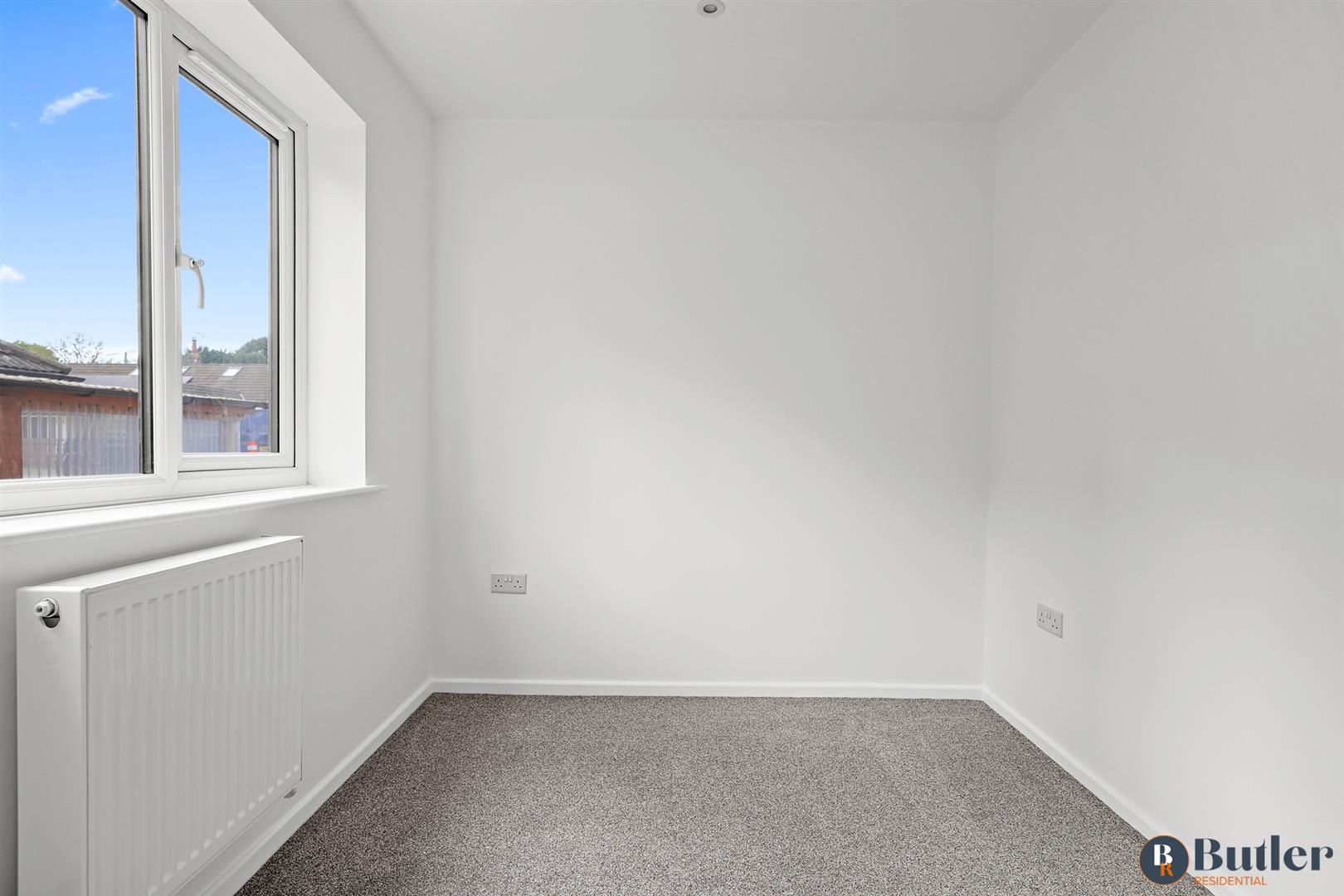 4 bed semi-detached bungalow for sale in Willow Way, Bedford  - Property Image 19