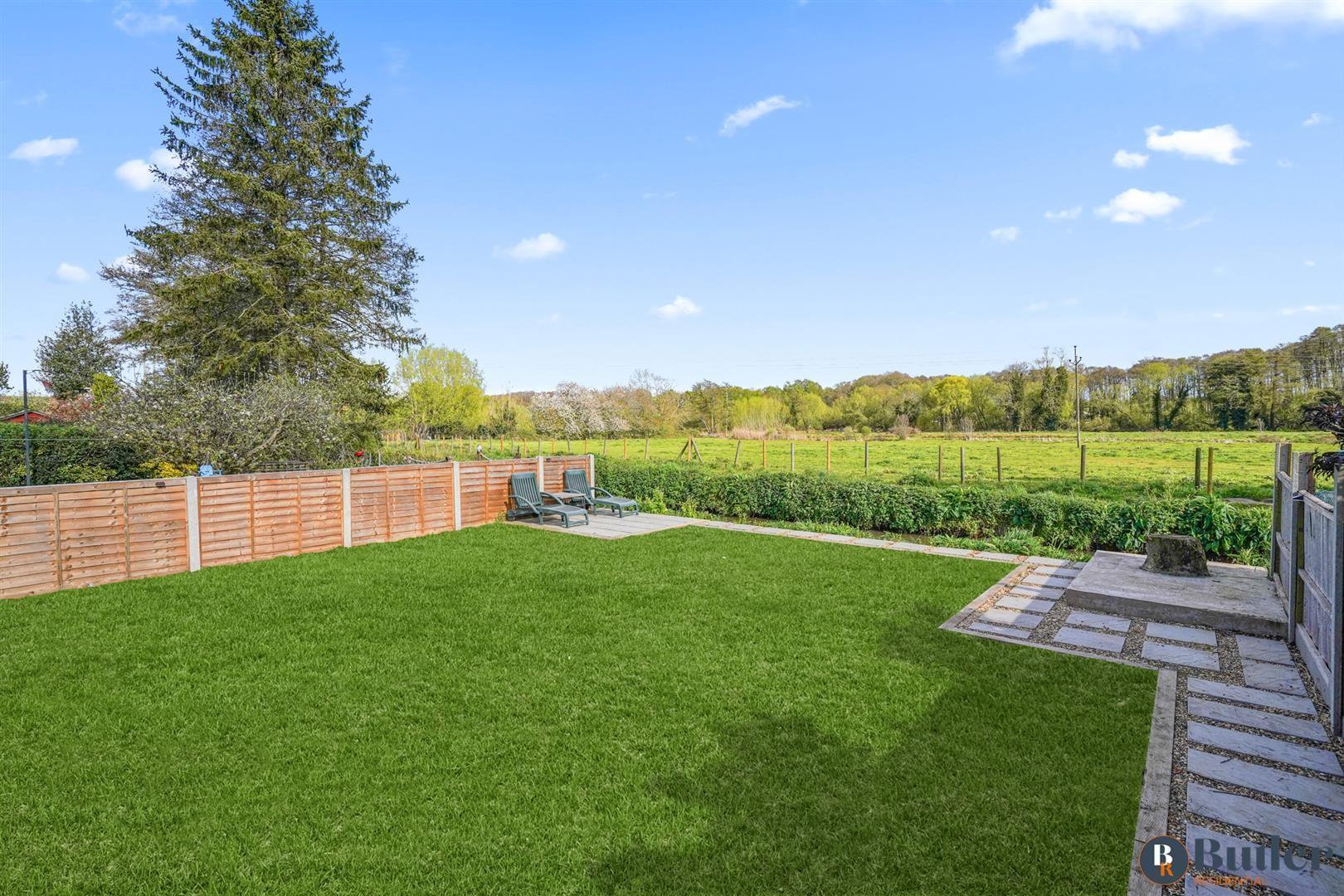 4 bed semi-detached bungalow for sale in Willow Way, Bedford 39