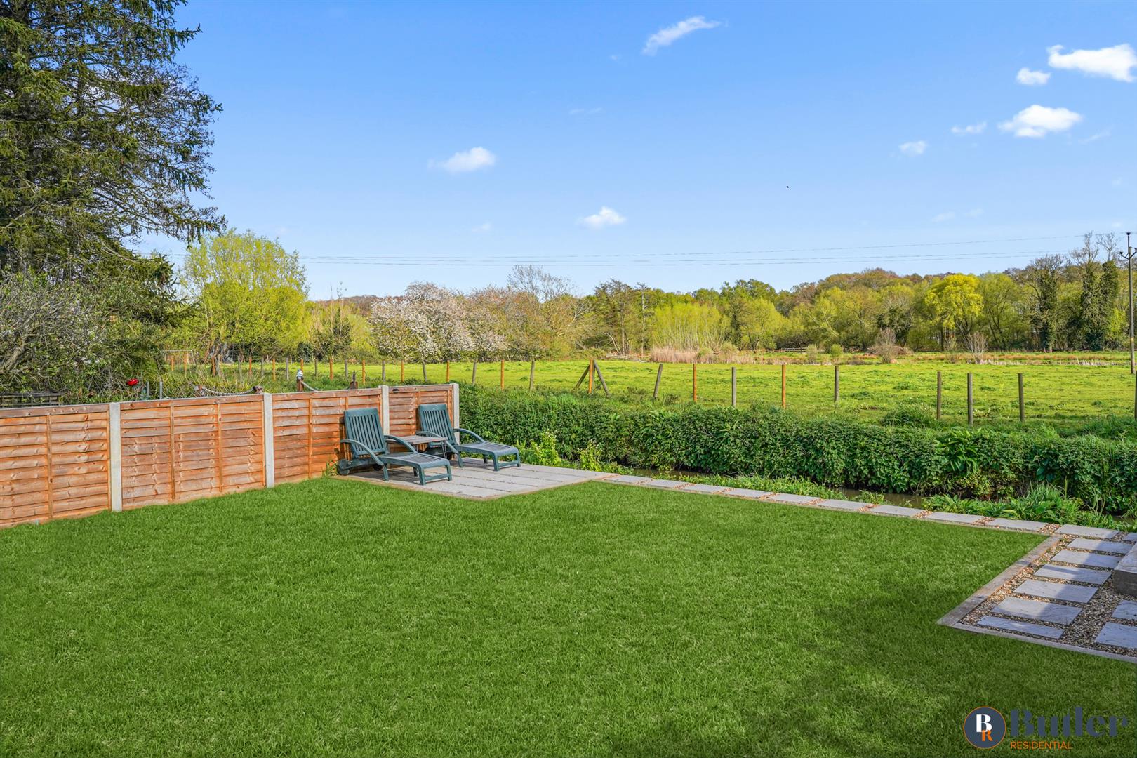 4 bed semi-detached bungalow for sale in Willow Way, Bedford 40