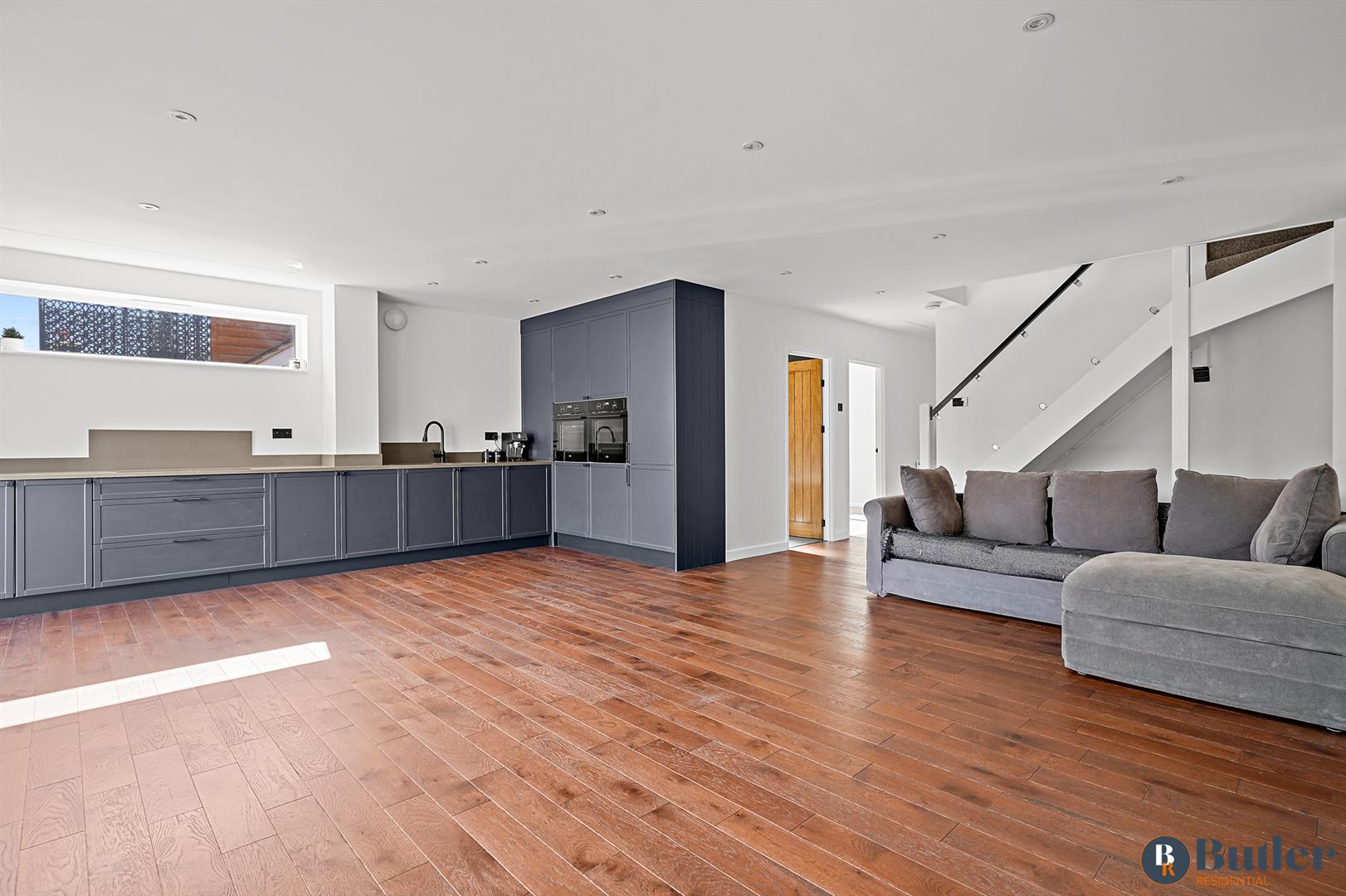 4 bed semi-detached bungalow for sale in Willow Way, Bedford  - Property Image 11