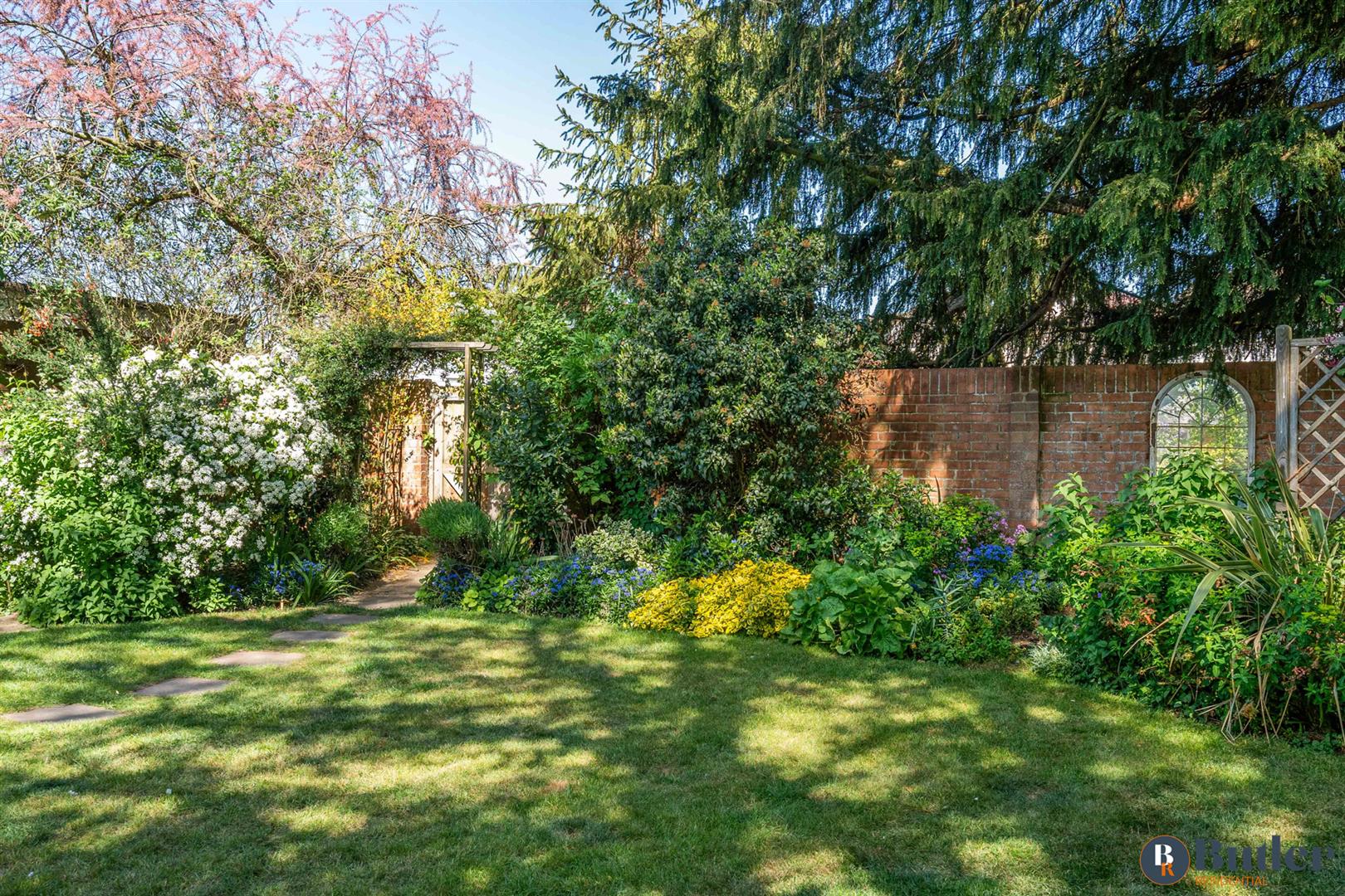 7 bed detached house for sale in Silver Street, St. Neots 85