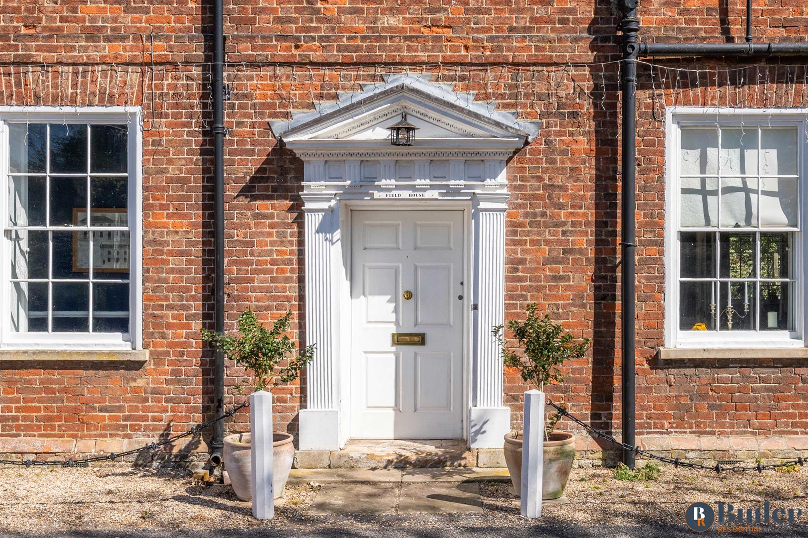 7 bed detached house for sale in Silver Street, St. Neots  - Property Image 2