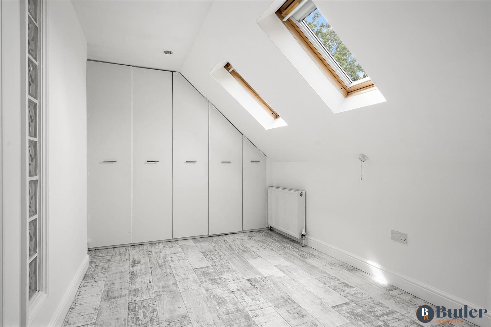 1 bed apartment for sale in Wychdell, Stevenage 10