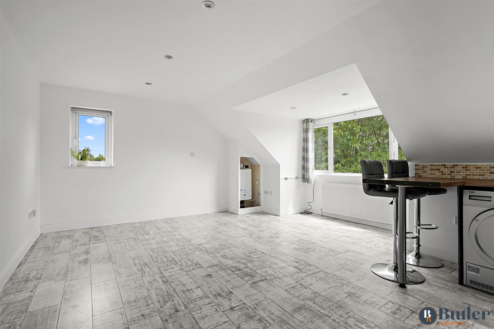 1 bed apartment for sale in Wychdell, Stevenage 6