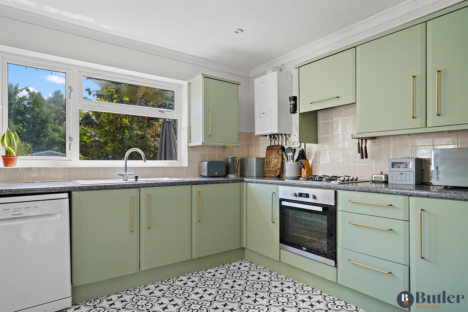 3 bed terraced house for sale in Groveside, Henlow  - Property Image 9