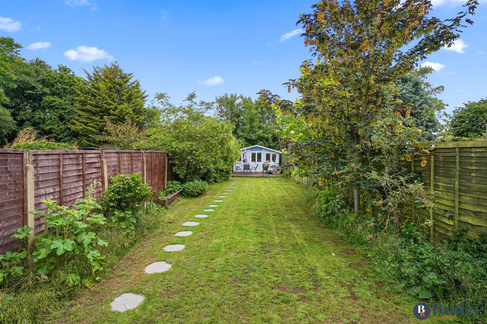 3 bed terraced house for sale in Groveside, Henlow 20