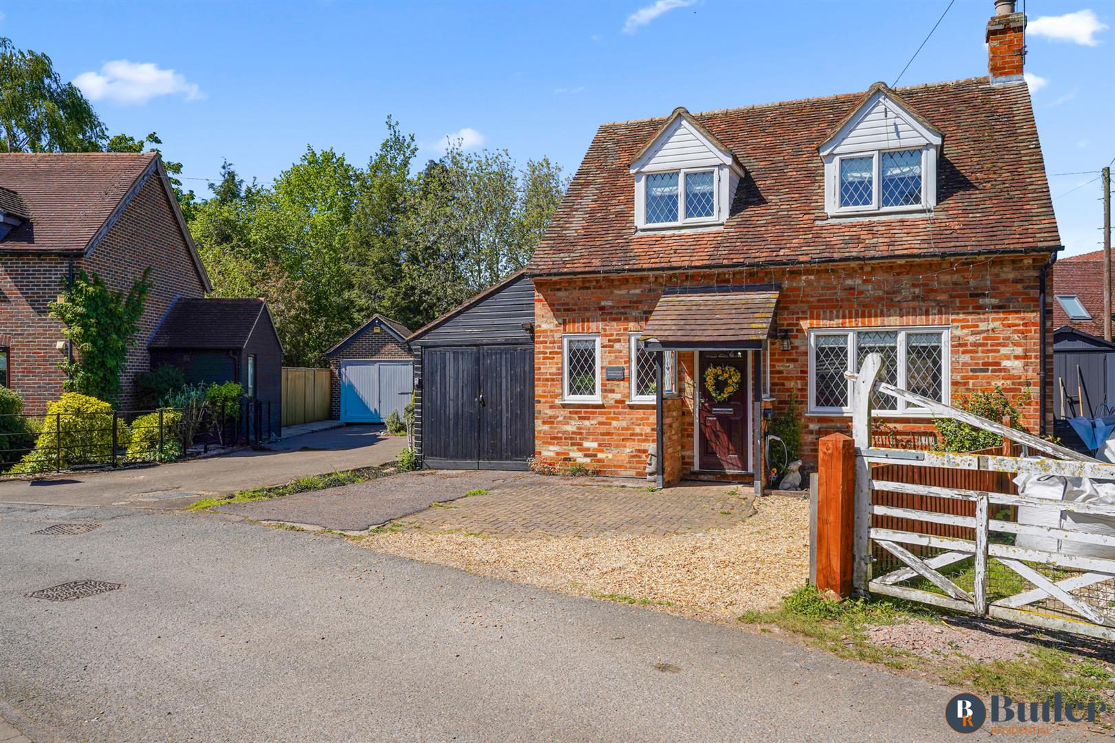 2 bed detached house for sale in Bakers Lane, Sandy 35