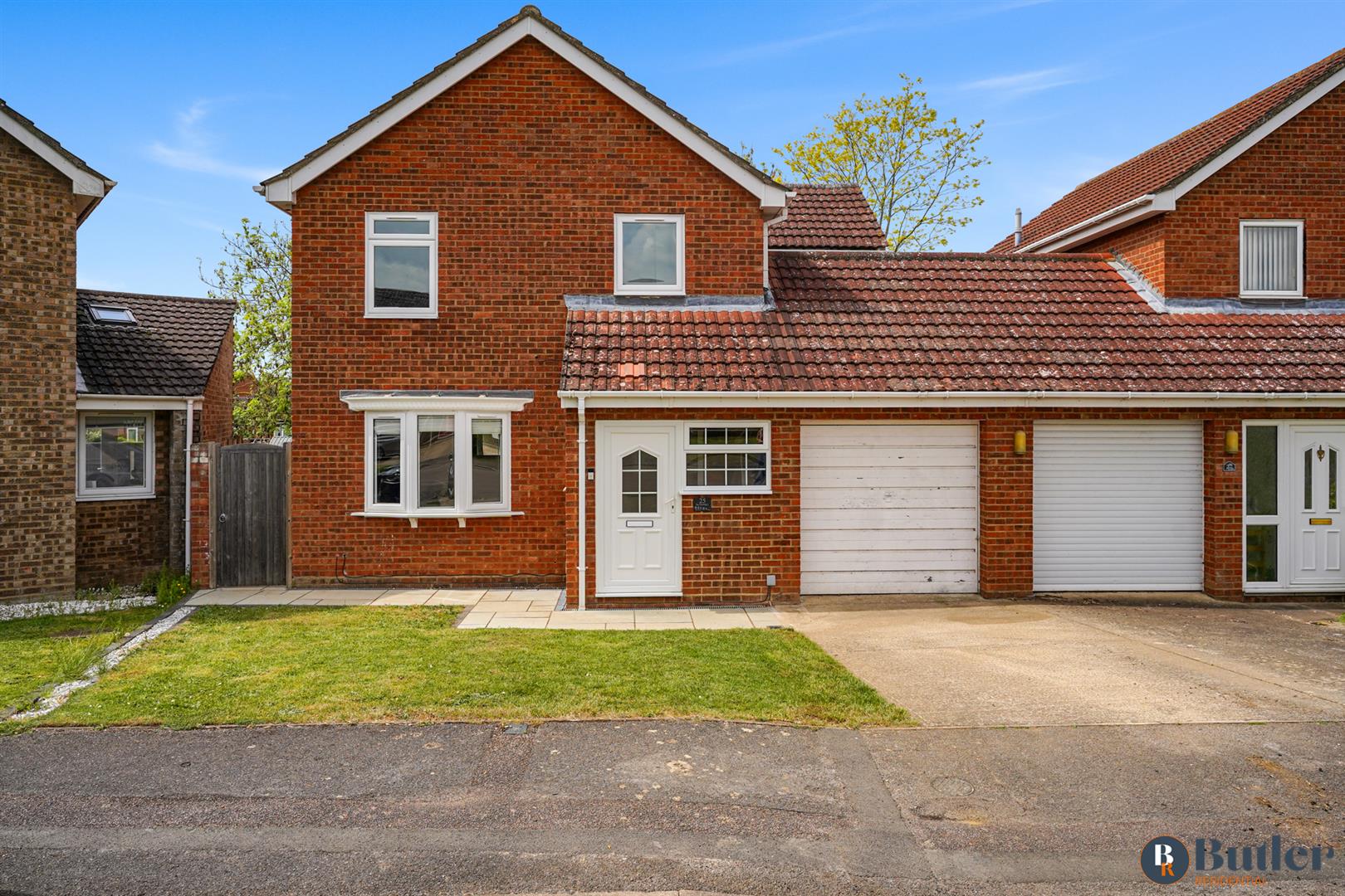 4 bed link detached house for sale in Edinburgh Drive, St. Neots 41