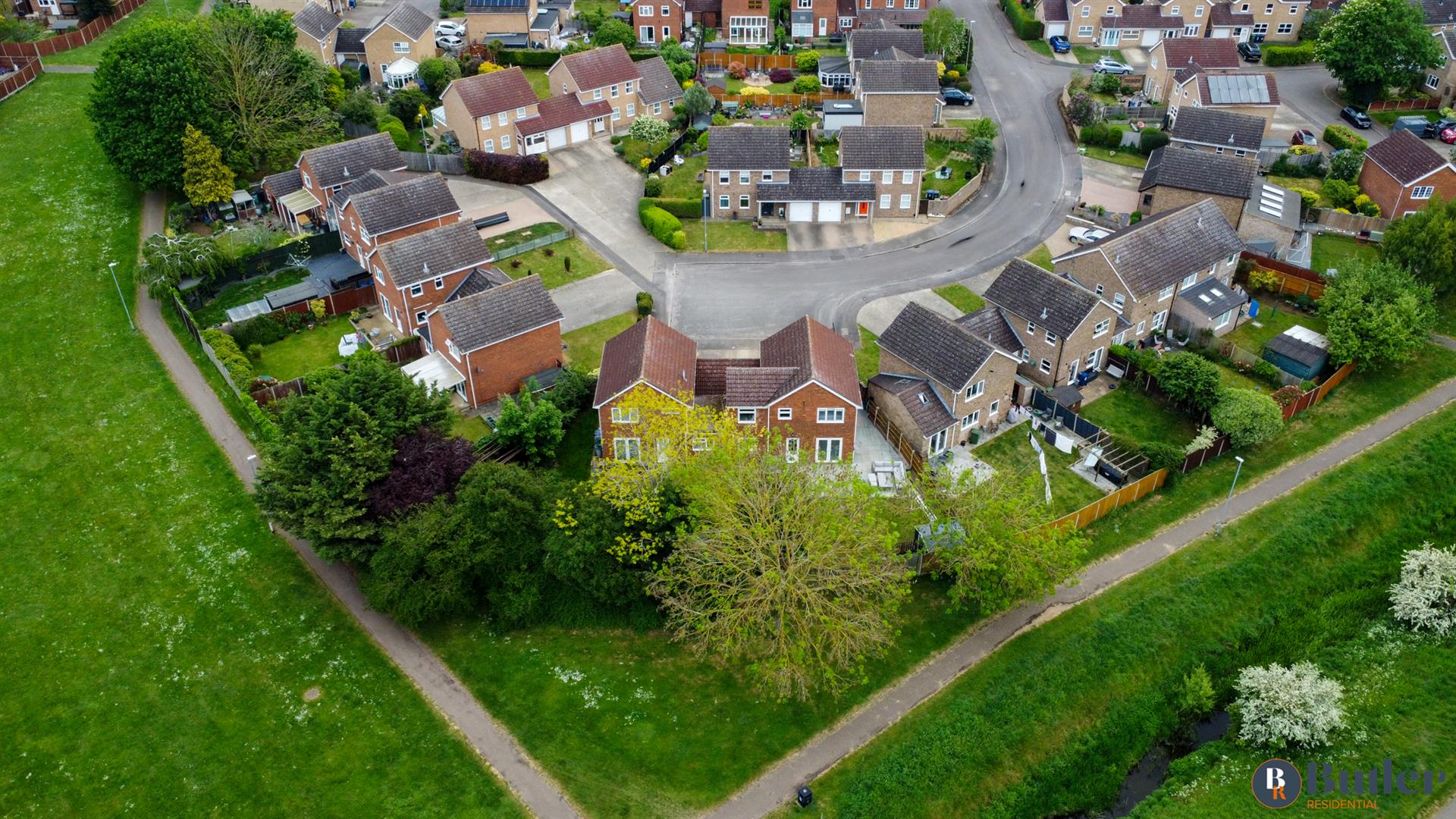 4 bed link detached house for sale in Edinburgh Drive, St. Neots 39