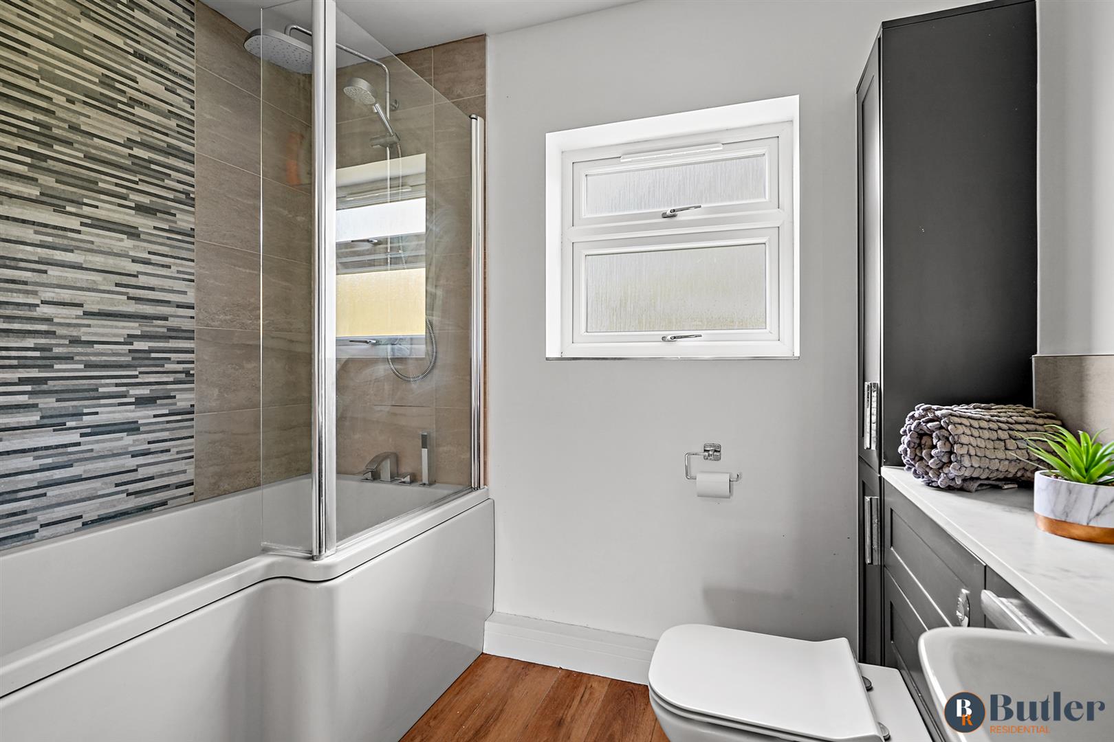 4 bed link detached house for sale in Edinburgh Drive, St. Neots 30