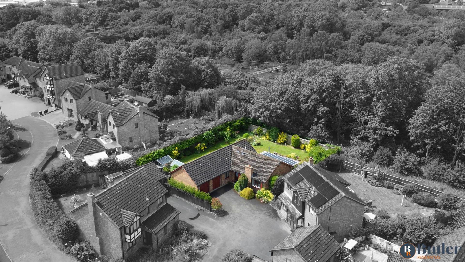 3 bed detached bungalow for sale in Vienna Grove, Milton Keynes 32